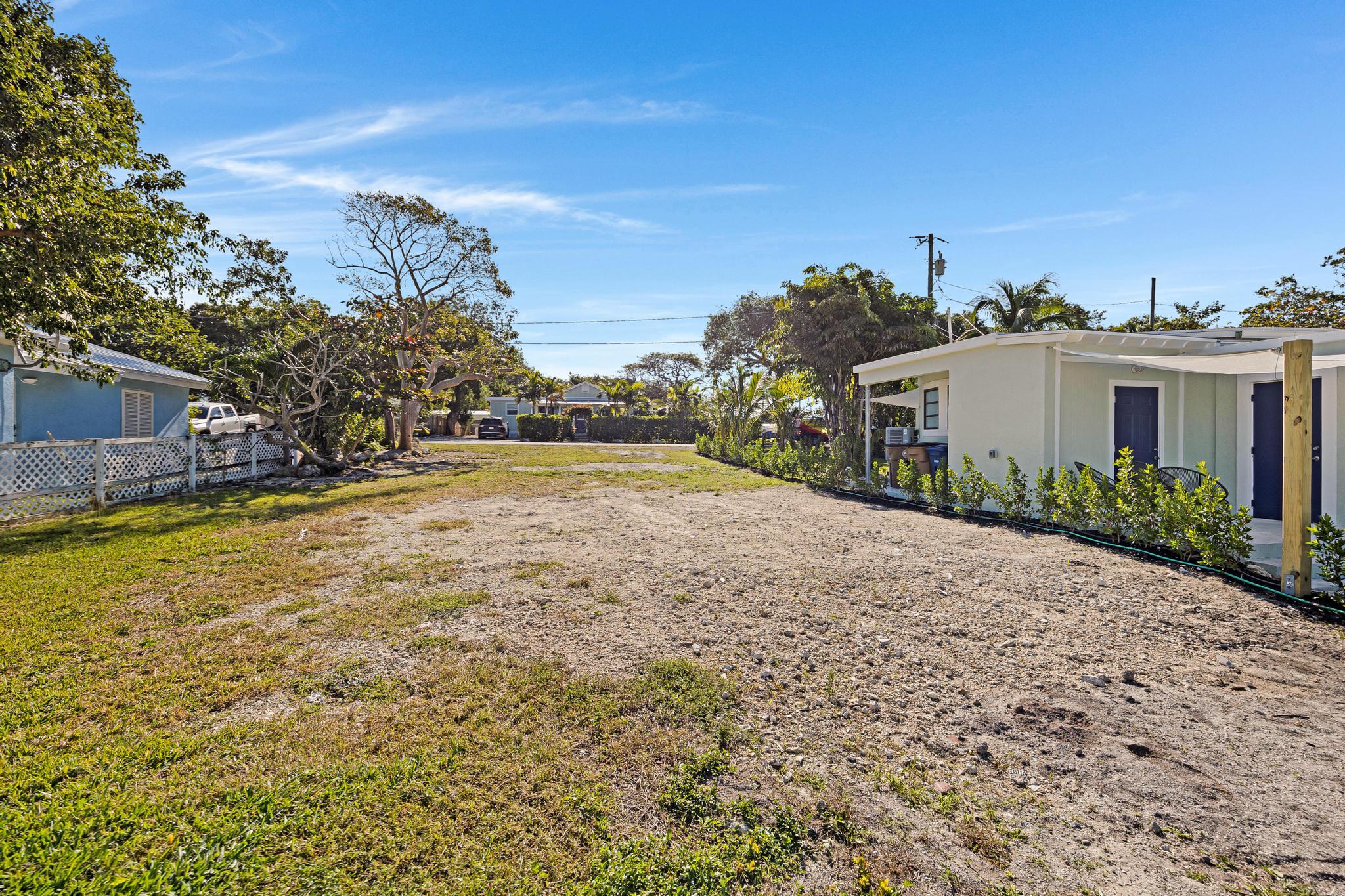 192 Harborview Drive Property Photo 4