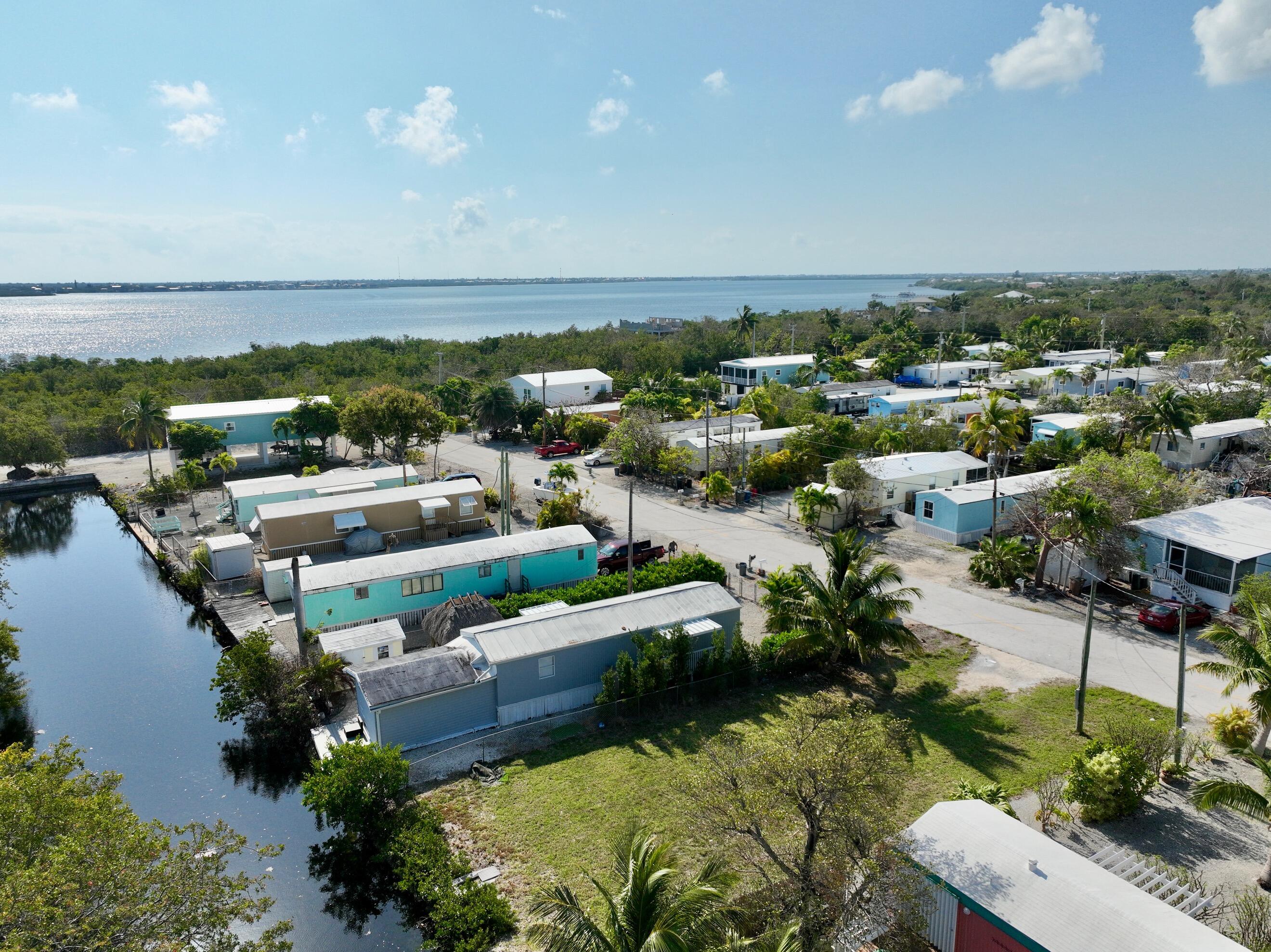 27935 Tarpon Terrace Property Photo 10