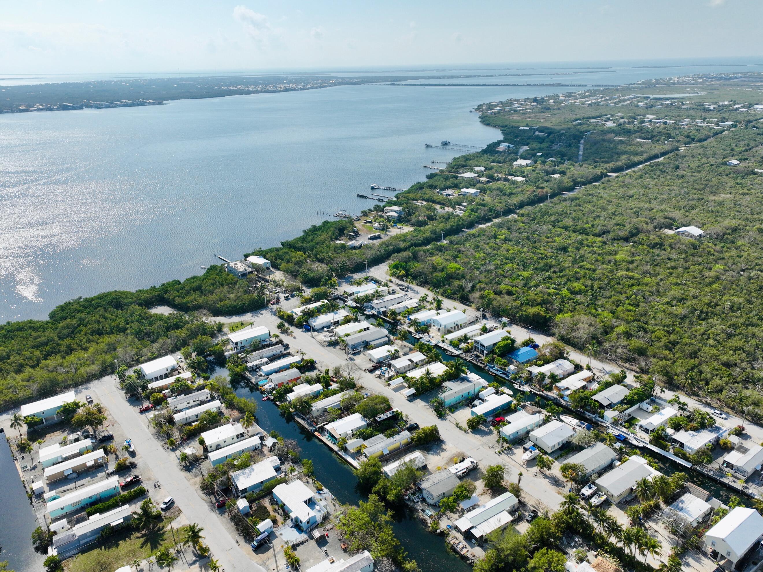 27935 Tarpon Terrace Property Photo 11