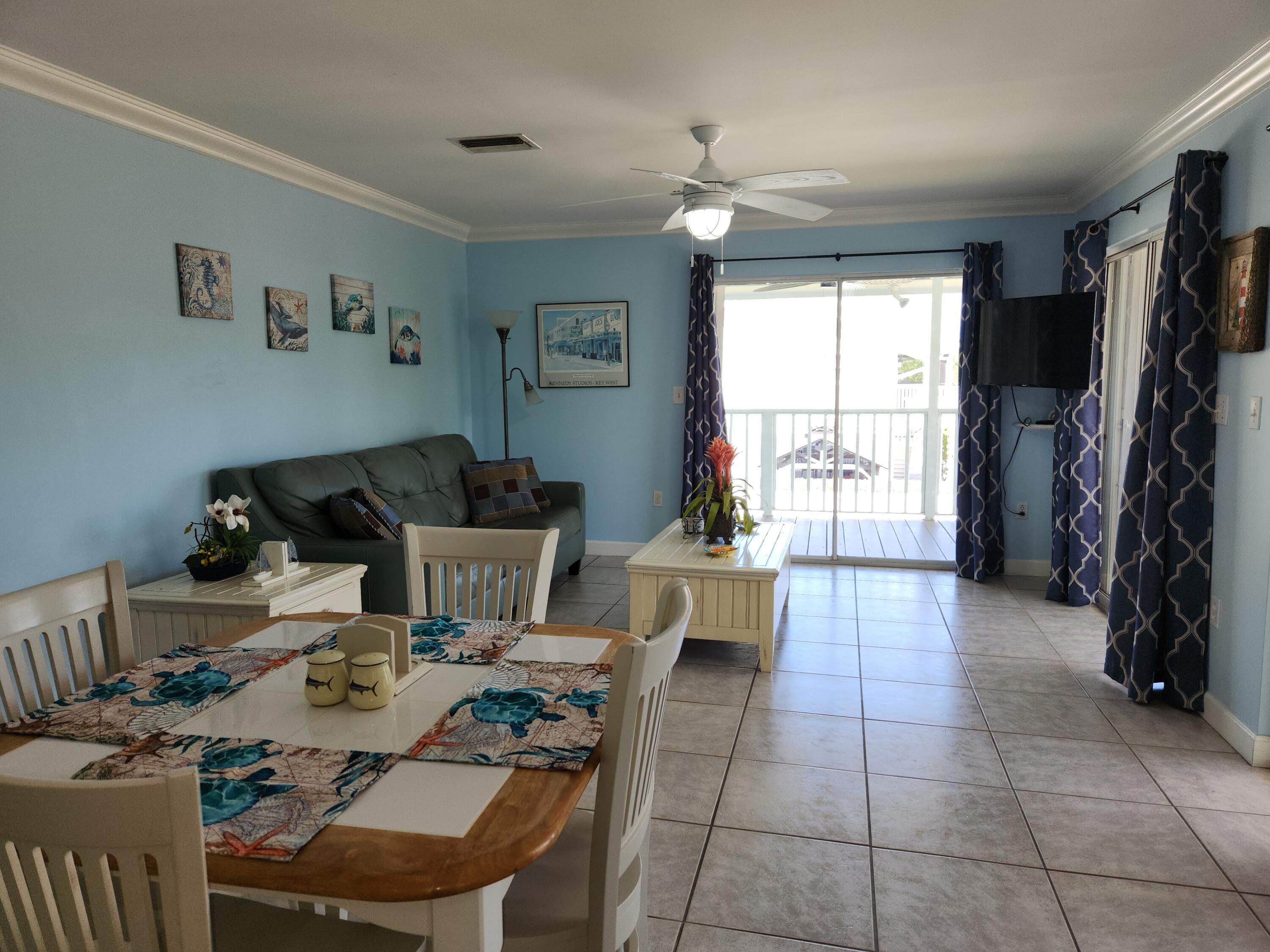 695 N Lake Drive Property Photo 17