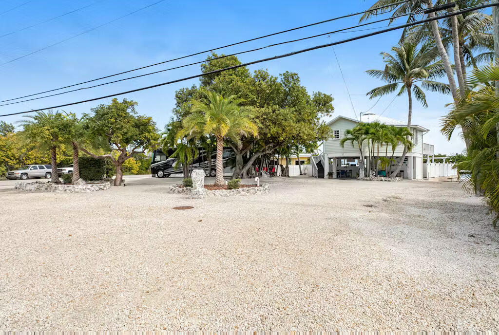 500 Sombrero Beach Road Property Photo 12