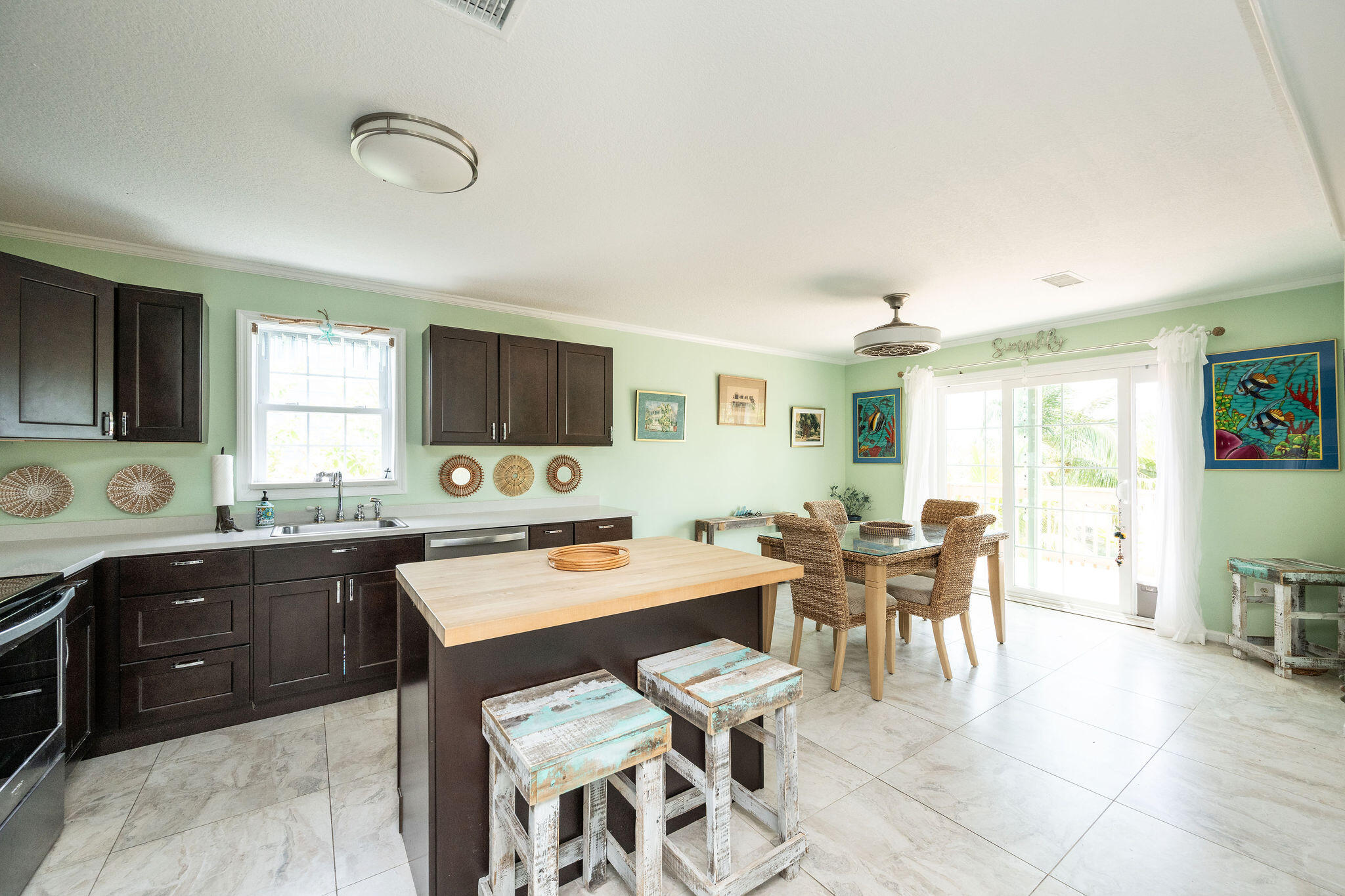 233 Geiger Road Property Photo 4