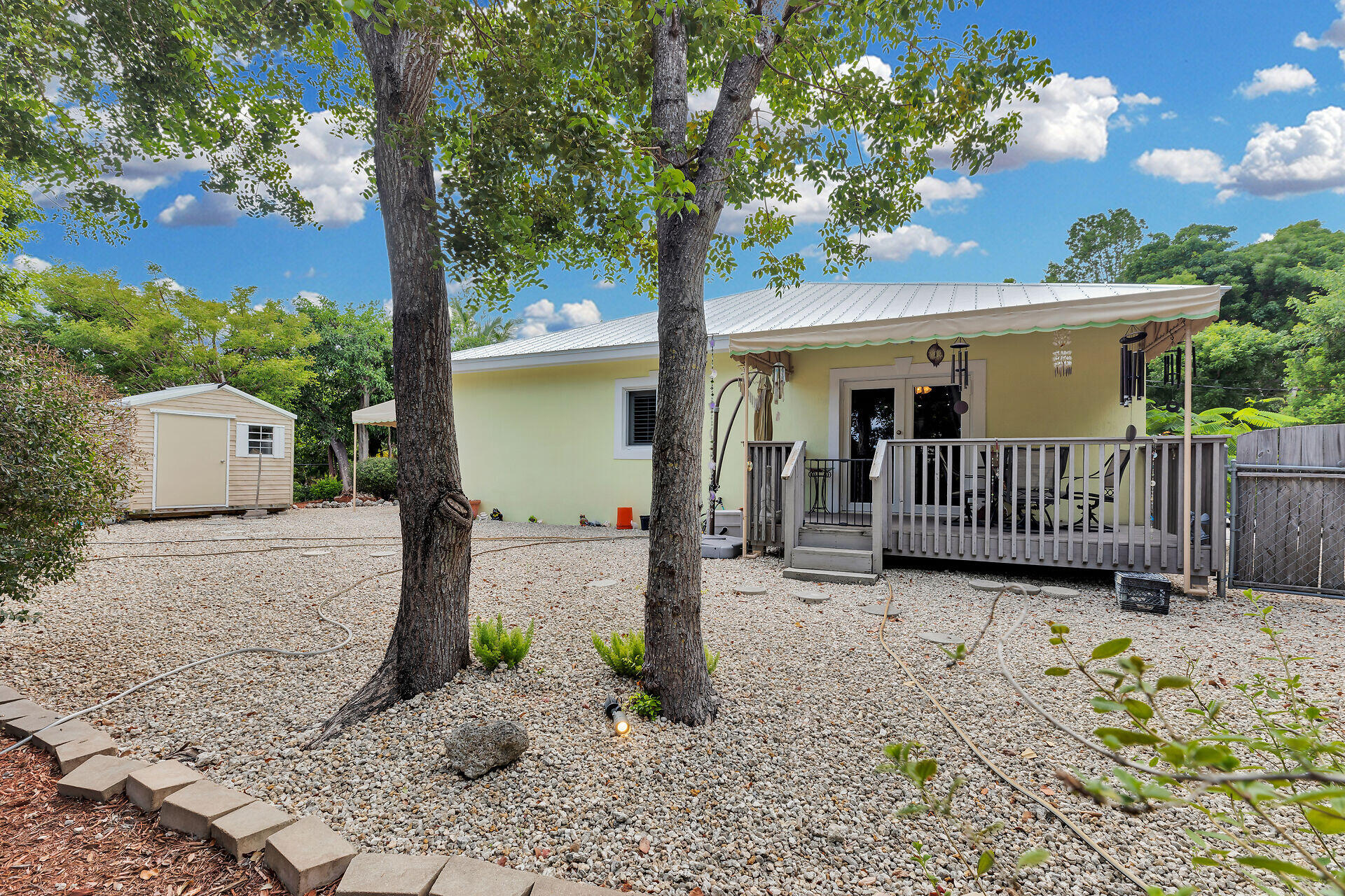 1 Sunset Road Property Photo 31