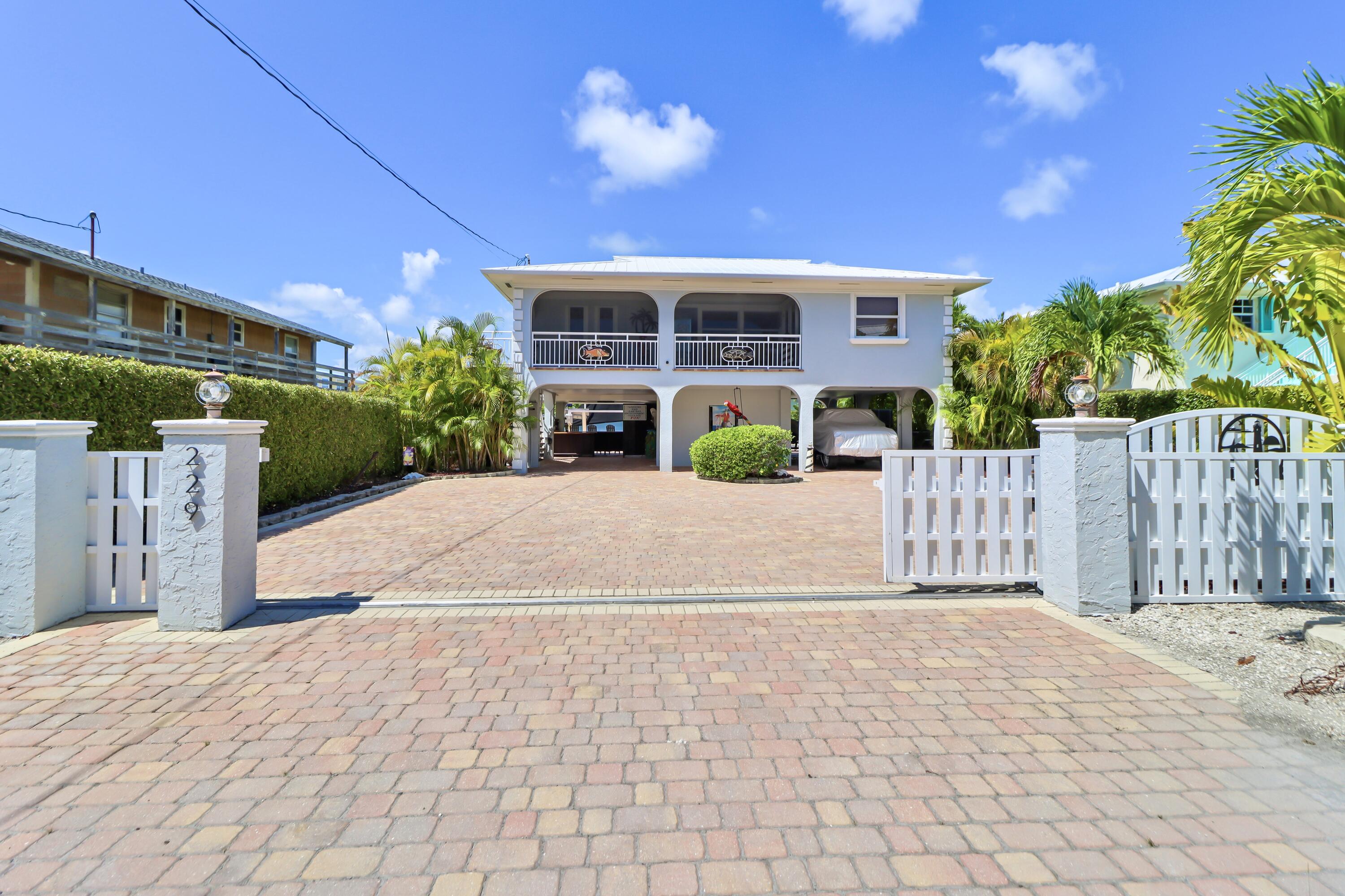 229 E Caribbean Drive Property Photo 39