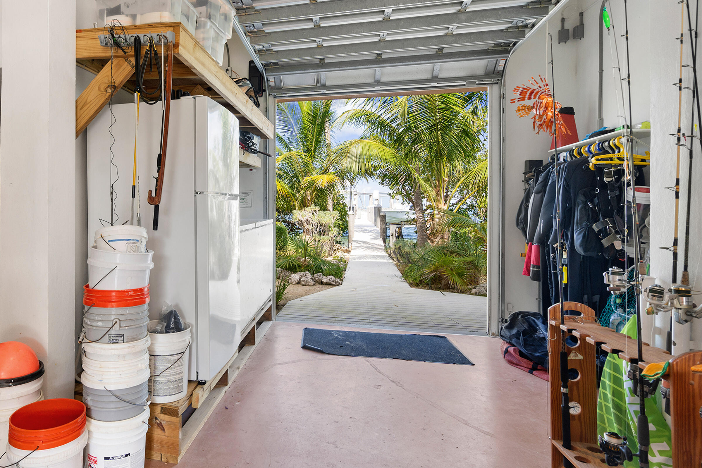 100 List Street Property Photo 39
