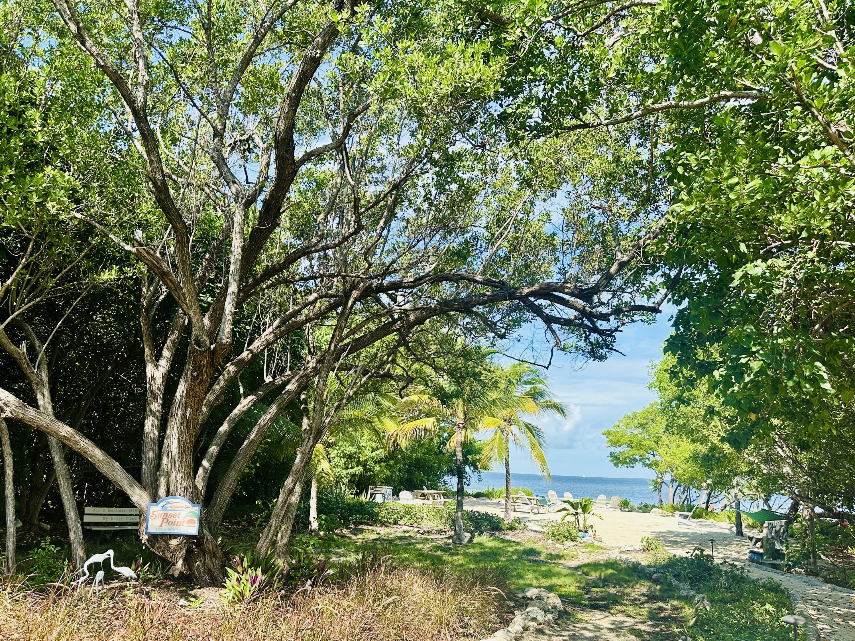 88500 Overseas Highway, 419 Property Photo 5