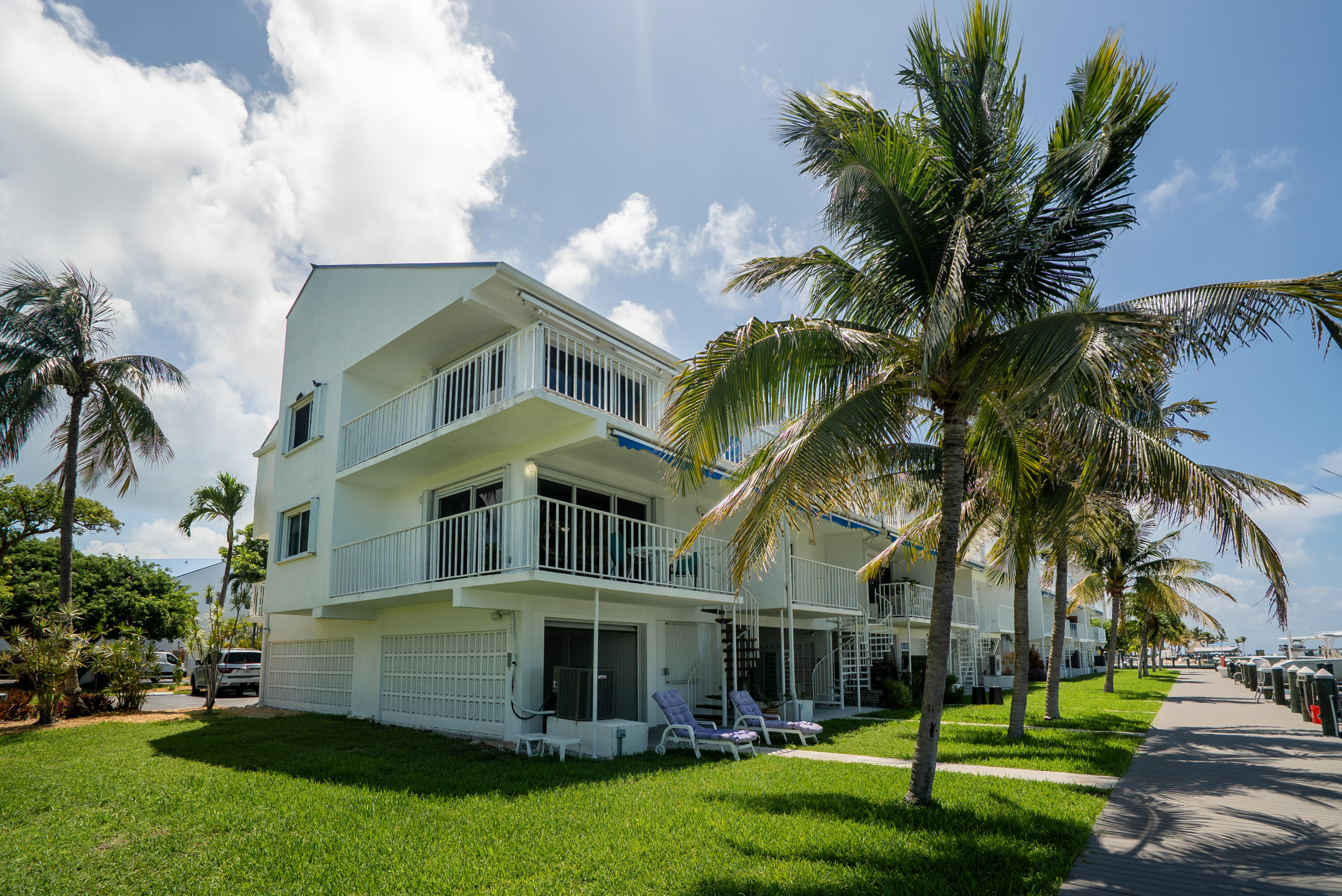 95 Coco Plum Drive, 1a Property Photo 5