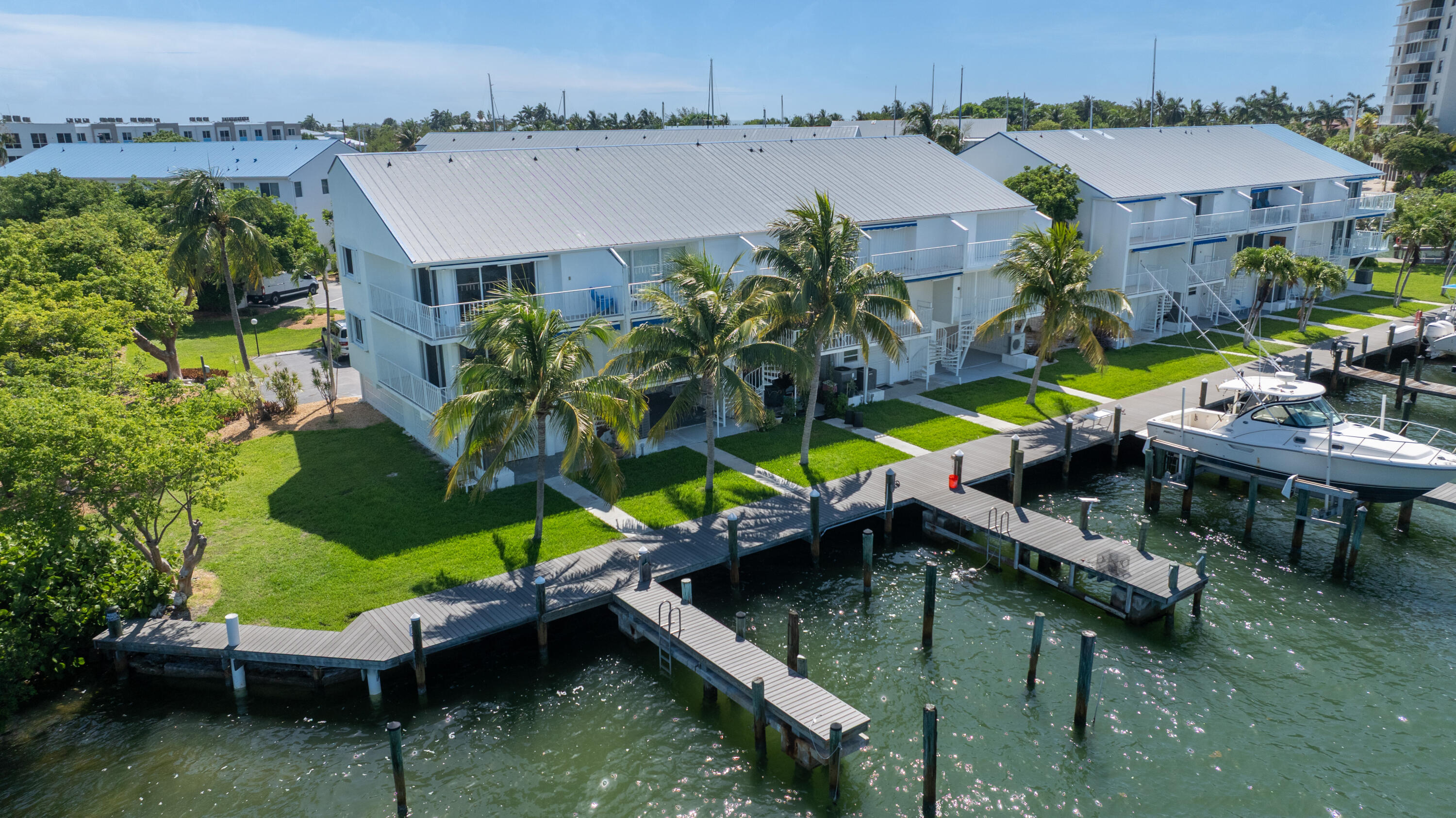 95 Coco Plum Drive, 1a Property Photo 6