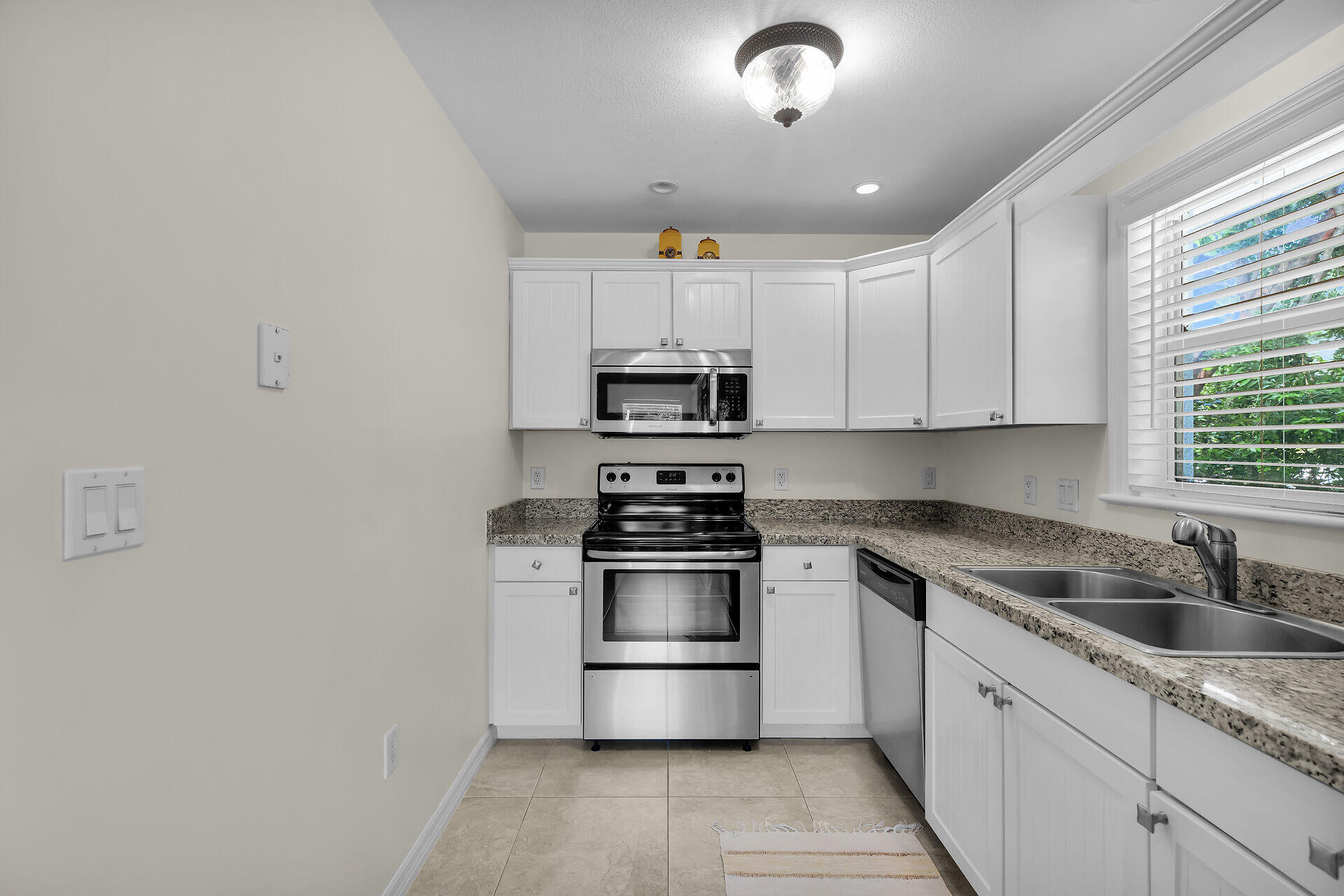 894 La Paloma Road Property Photo 12