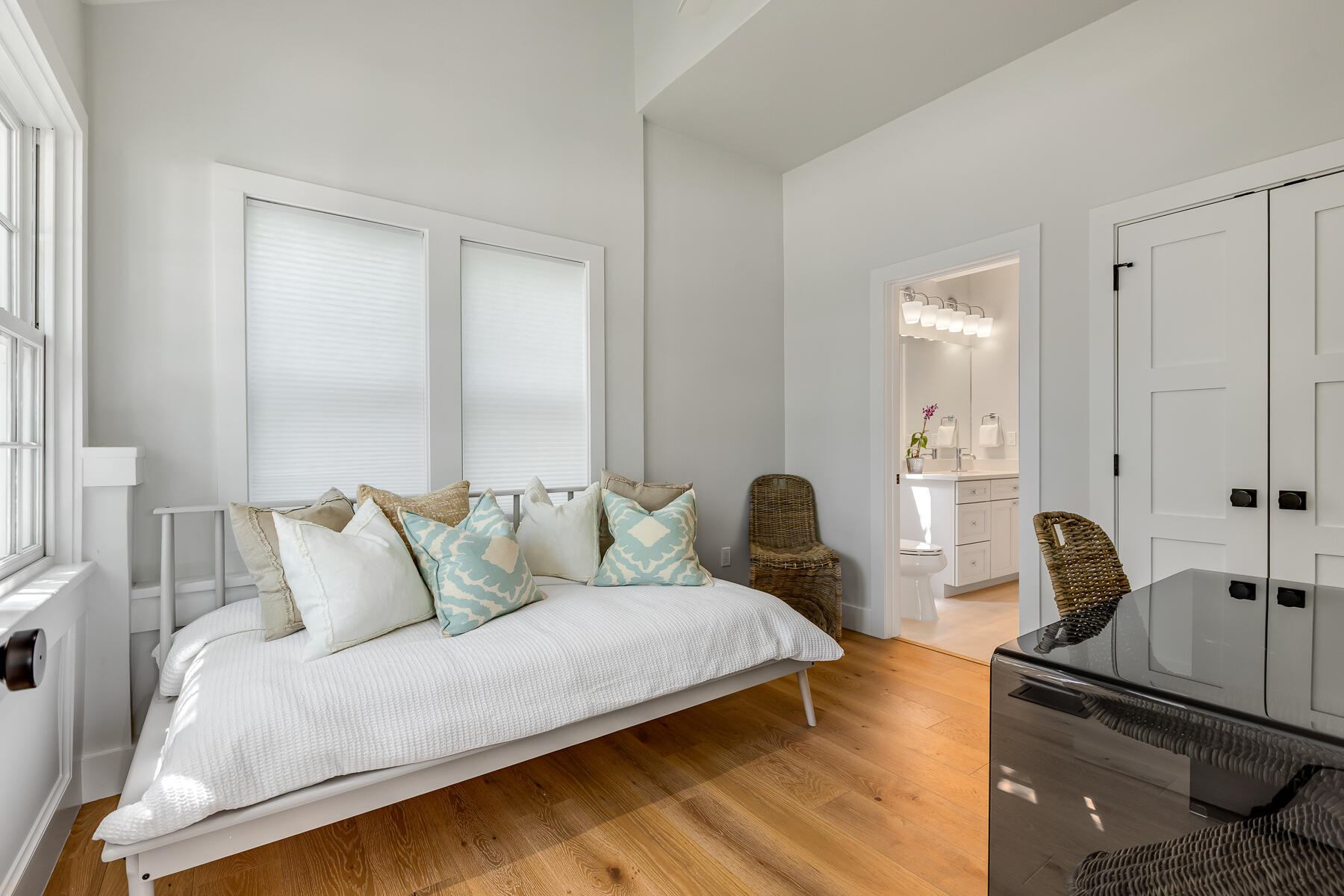 1114 Grinnell Street Property Photo 43