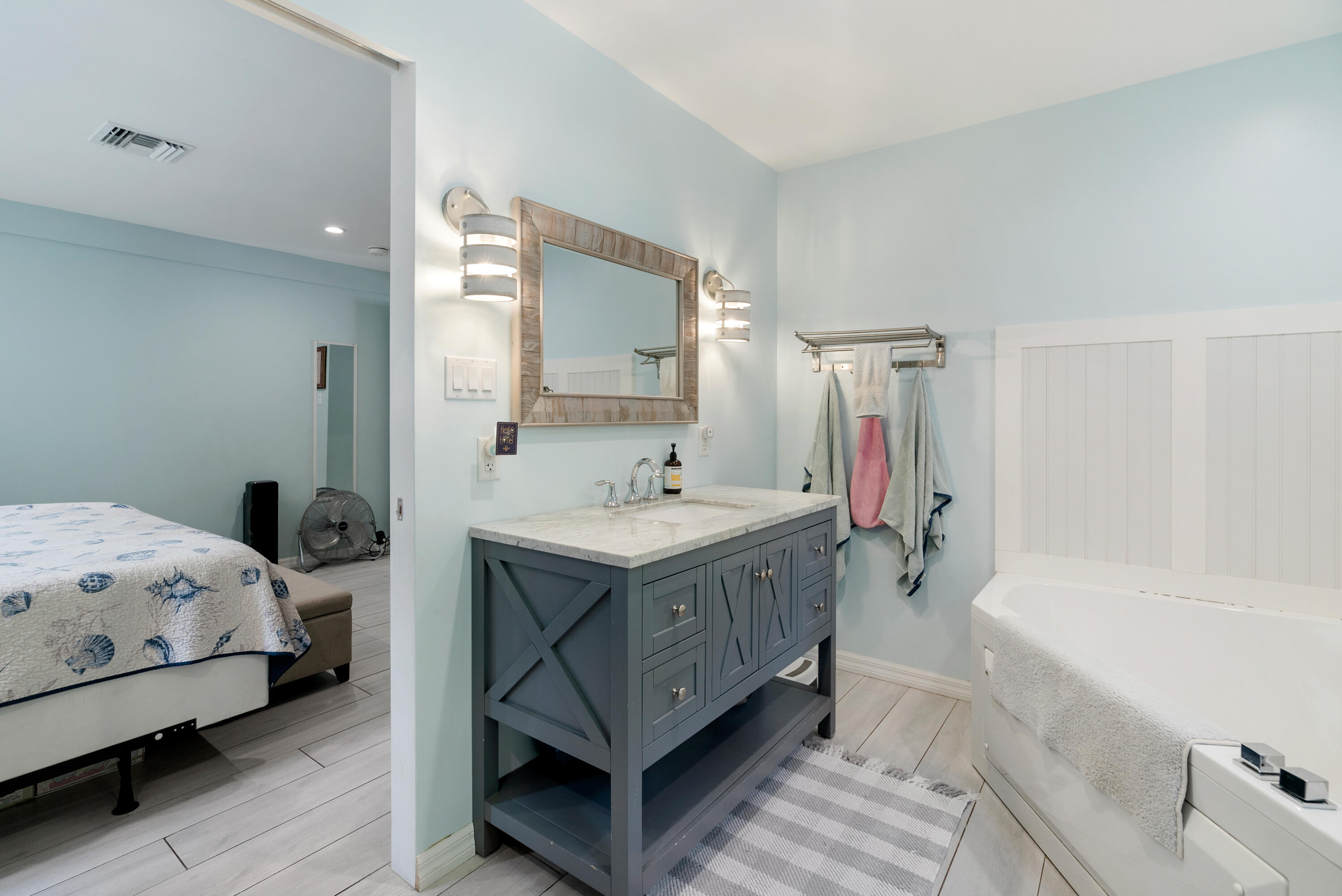217 Gasparilla Drive Property Photo 13