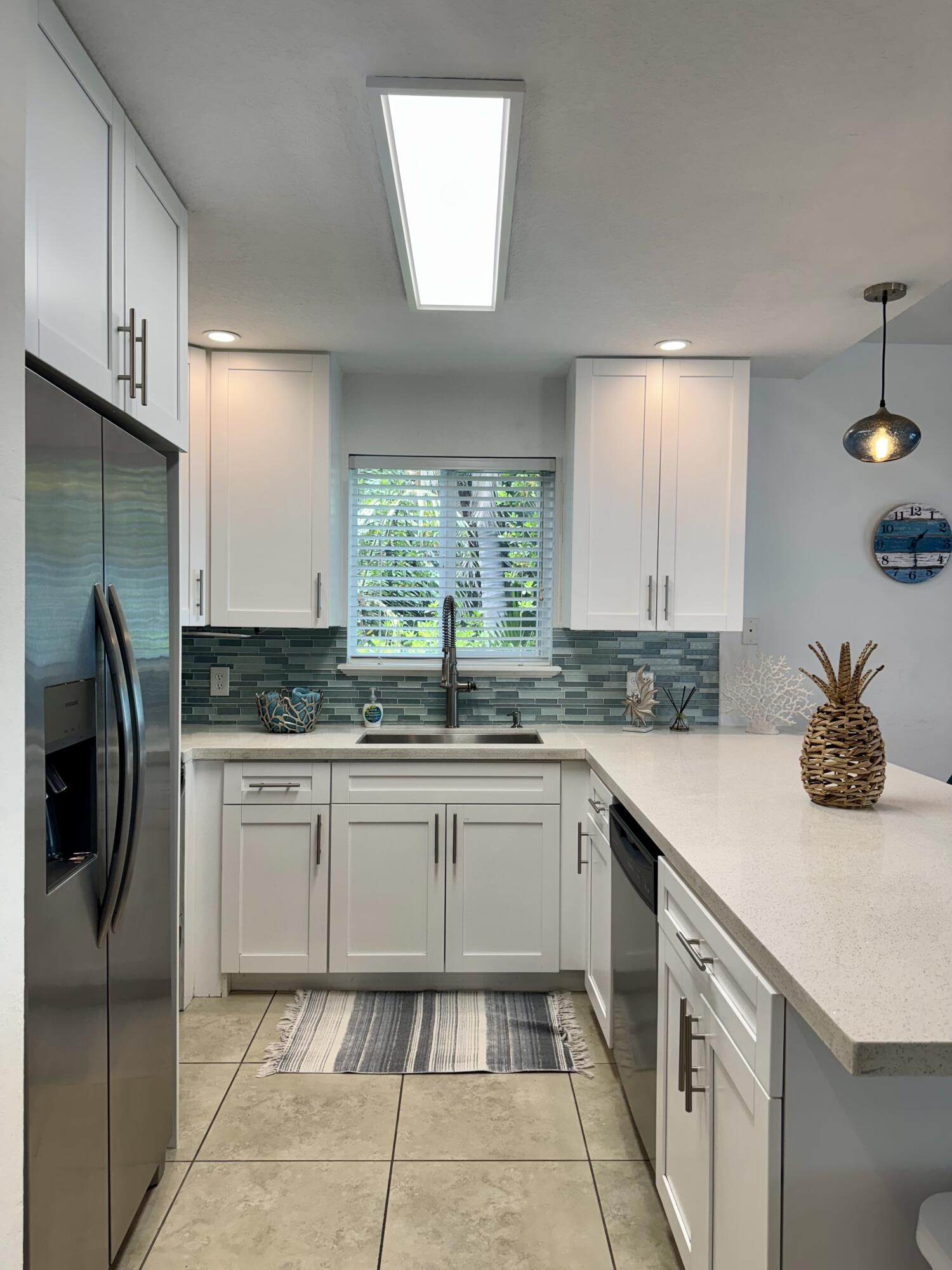 189 E Carroll Street Property Photo 7