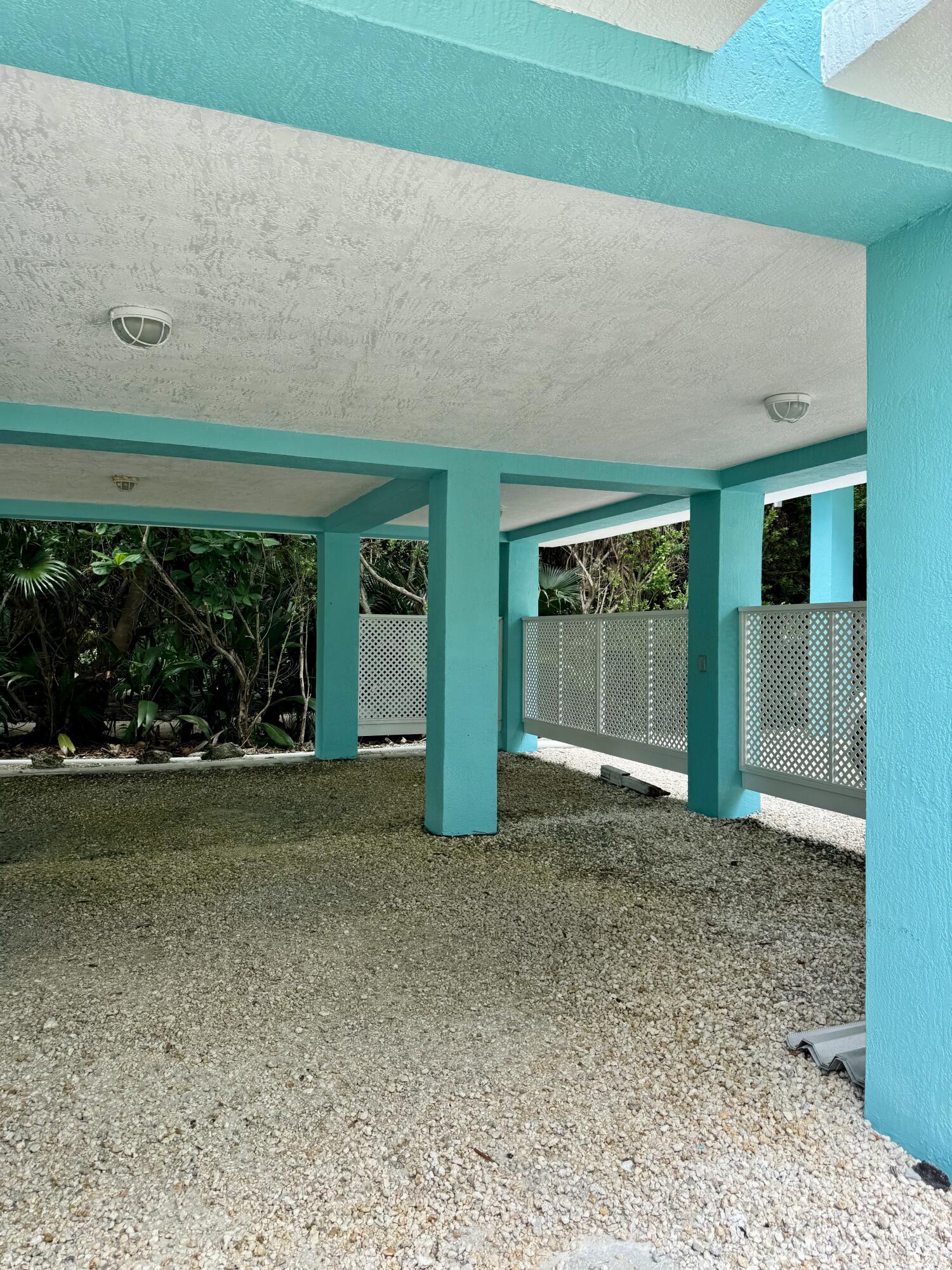 189 E Carroll Street Property Photo 18