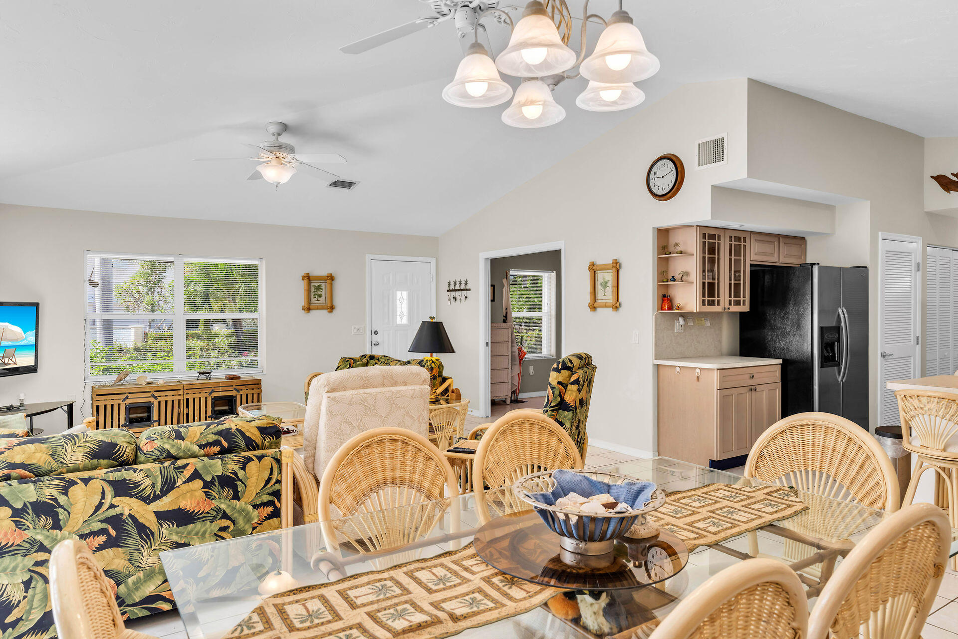 120 9th Street Property Photo 17