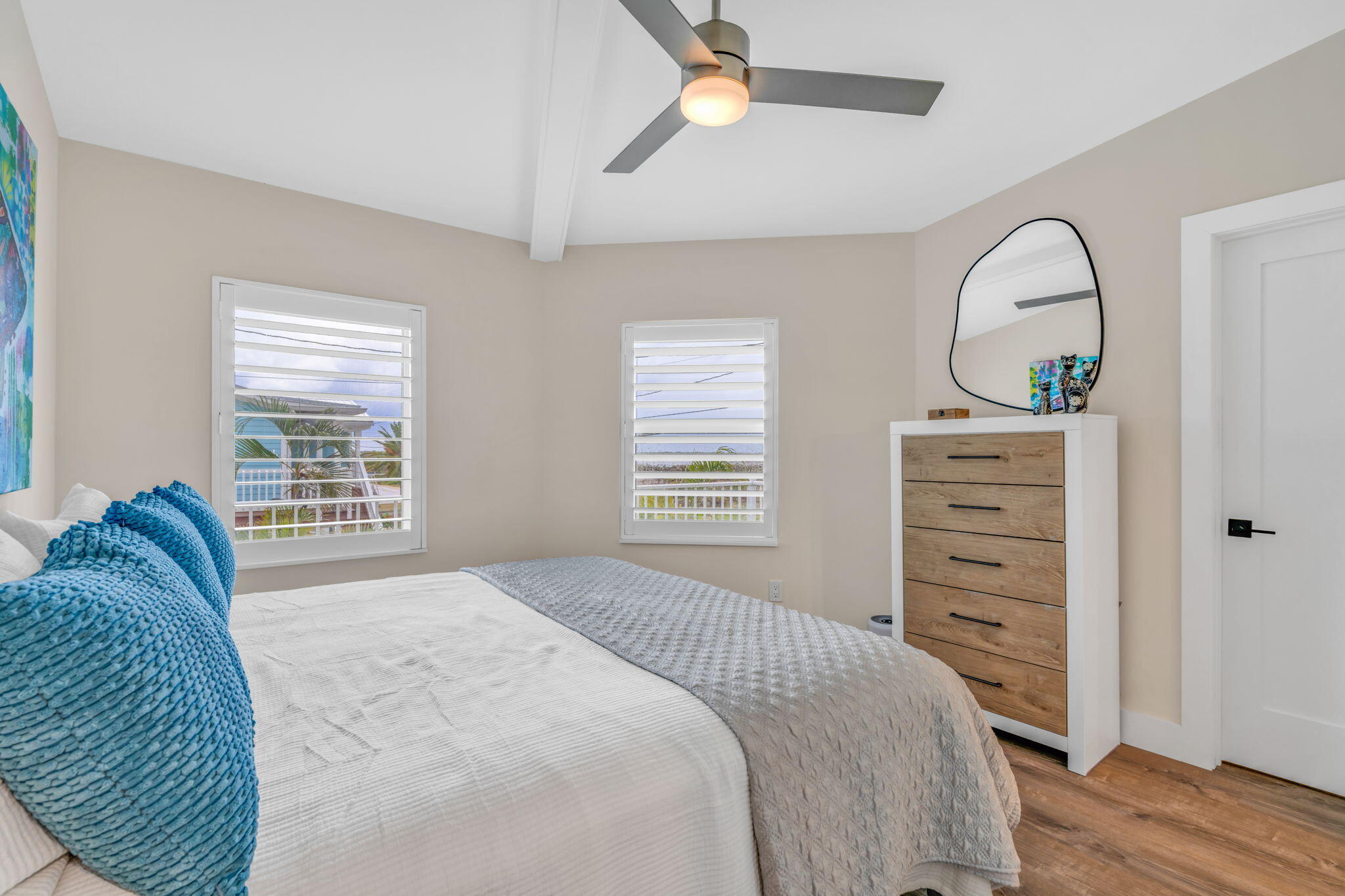 273 Indies Road Property Photo 12