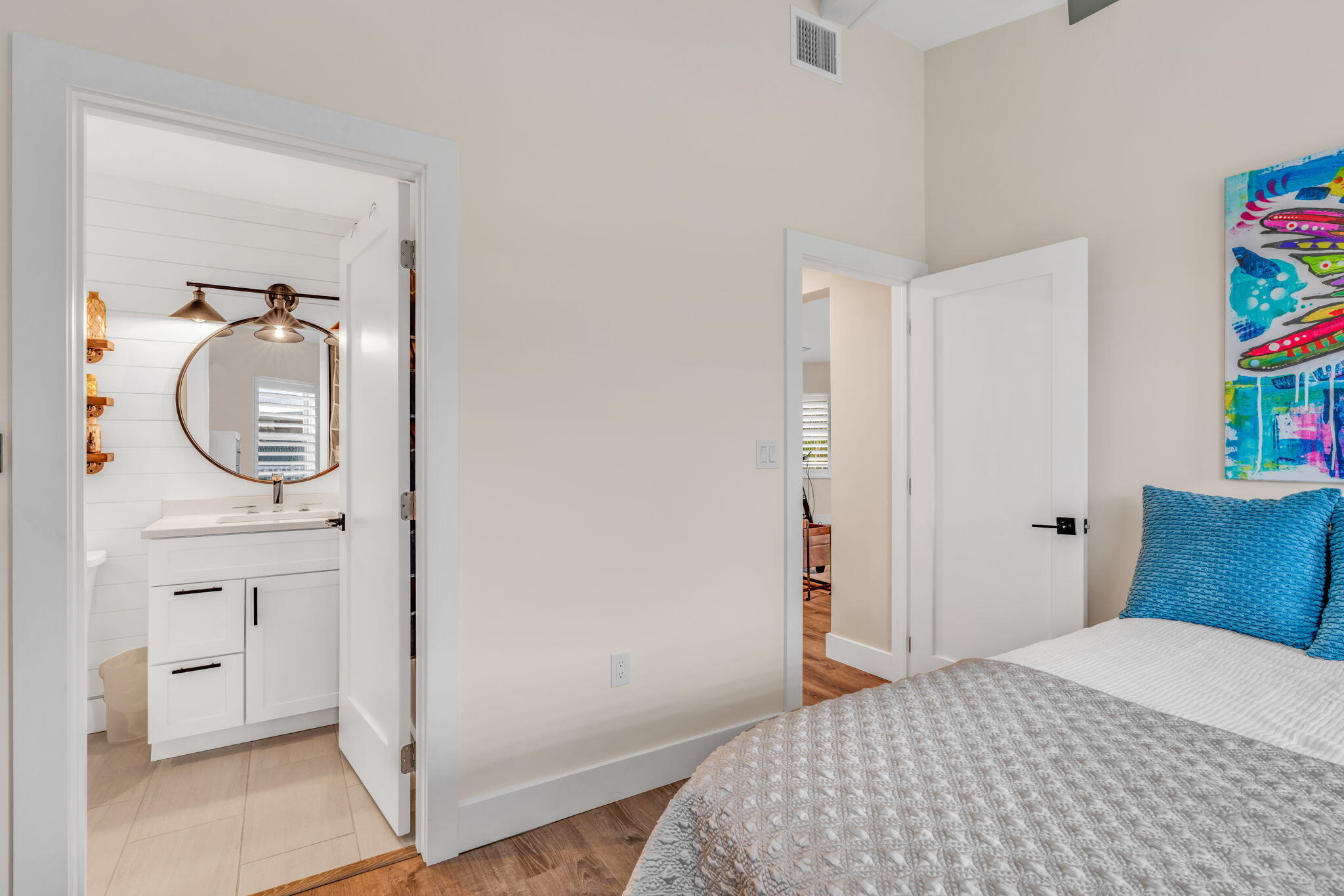273 Indies Road Property Photo 13