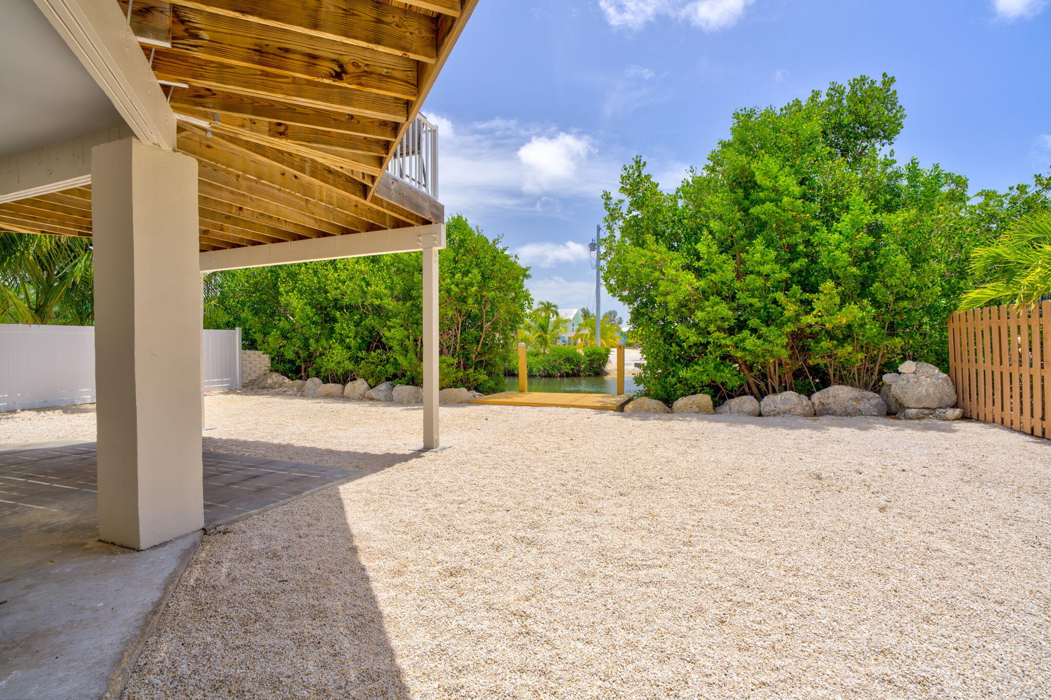 273 Indies Road Property Photo 25