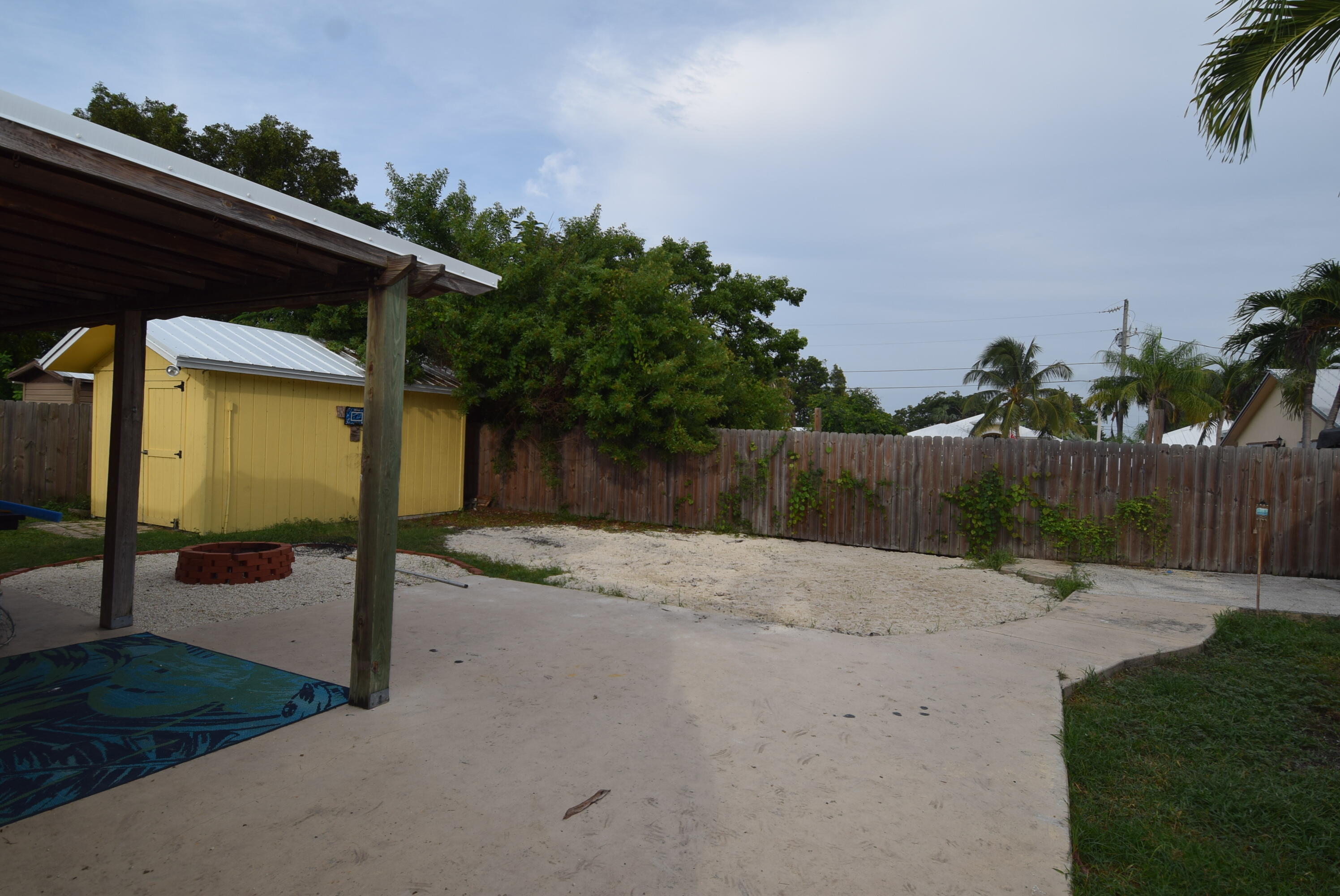 104 1st Terrace Property Photo 6