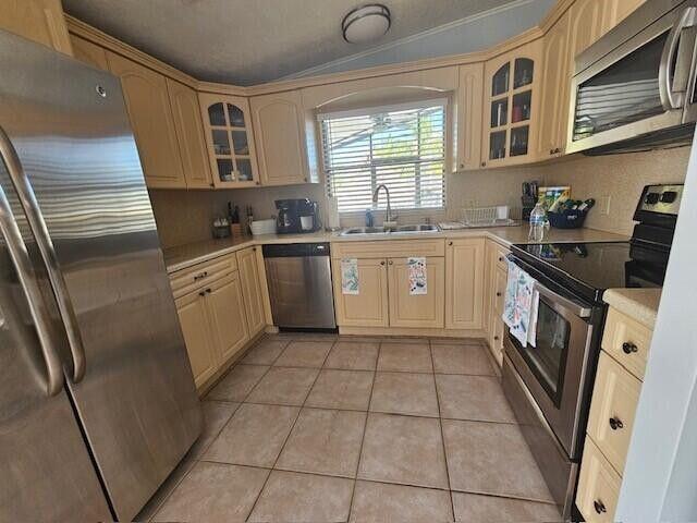 723 Boyd Drive Property Photo 8