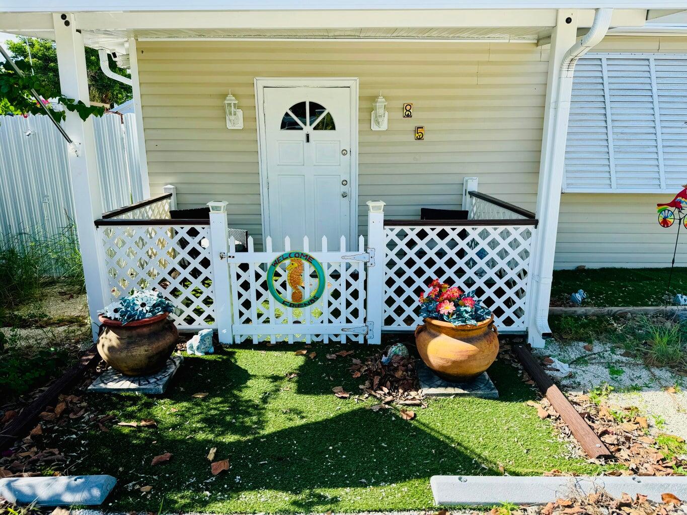 85 1St Court Property Photo 1