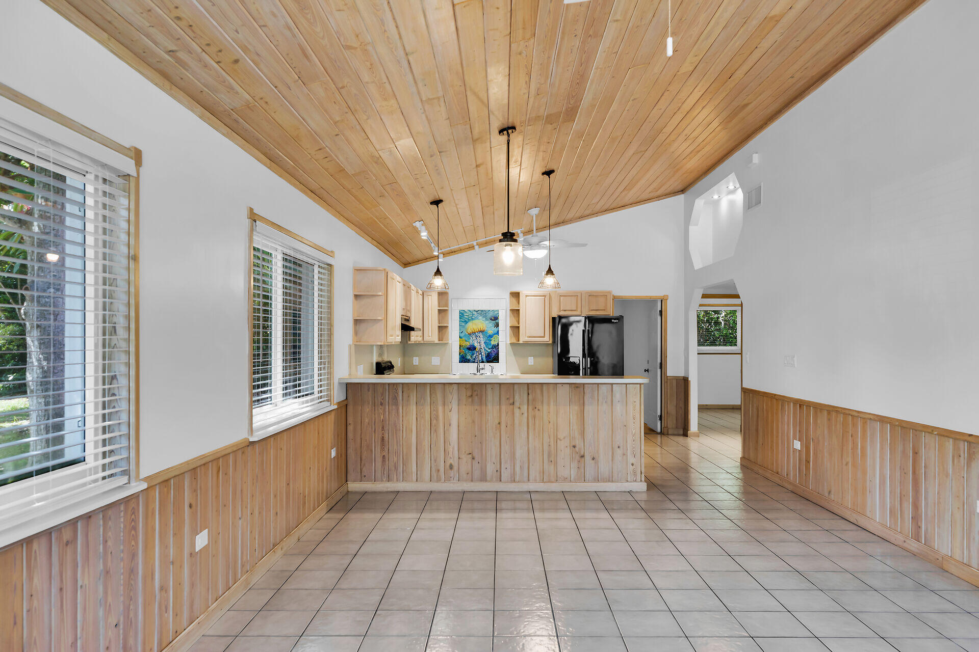 320 Sound Drive Property Photo 4