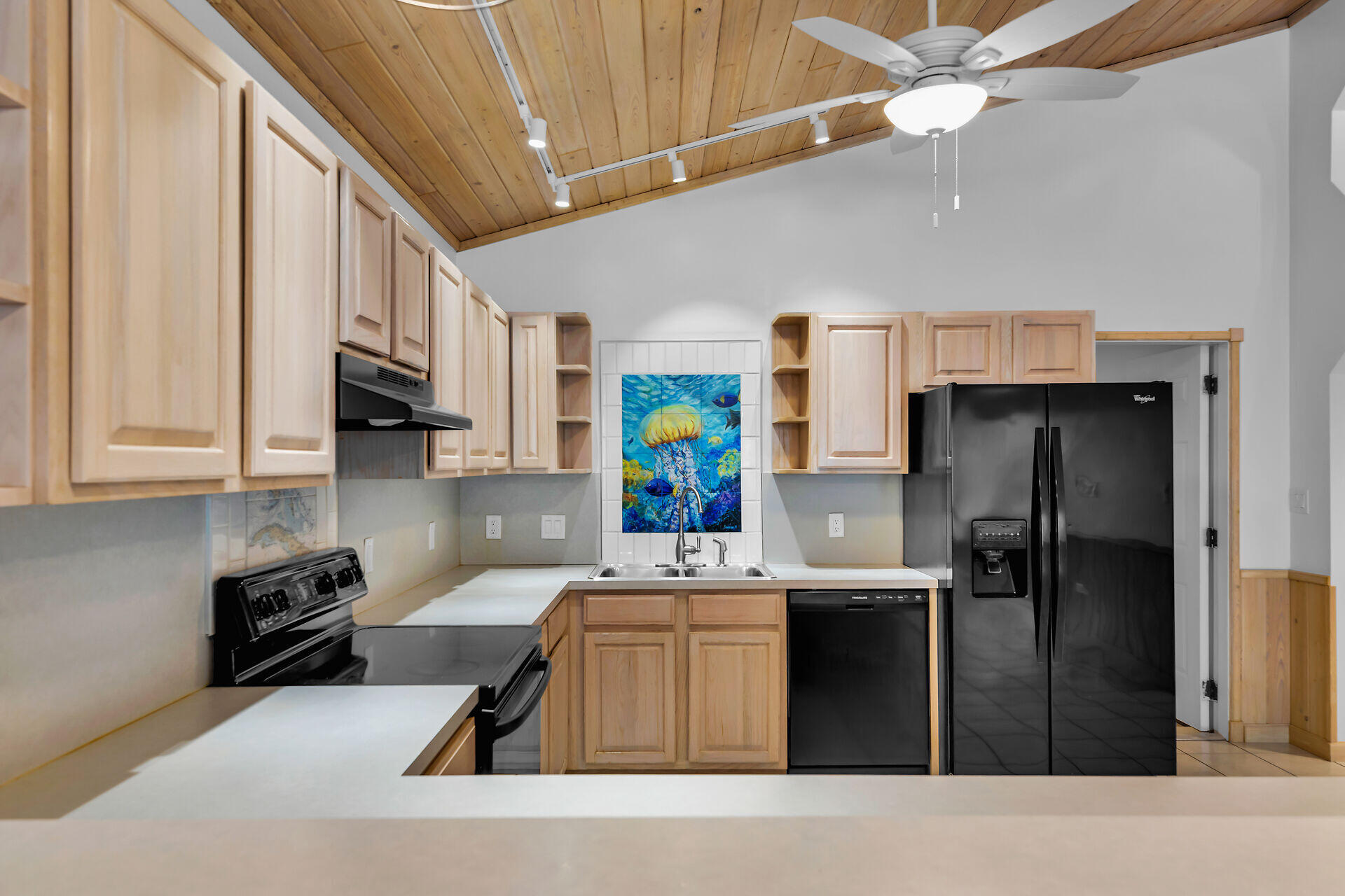 320 Sound Drive Property Photo 9