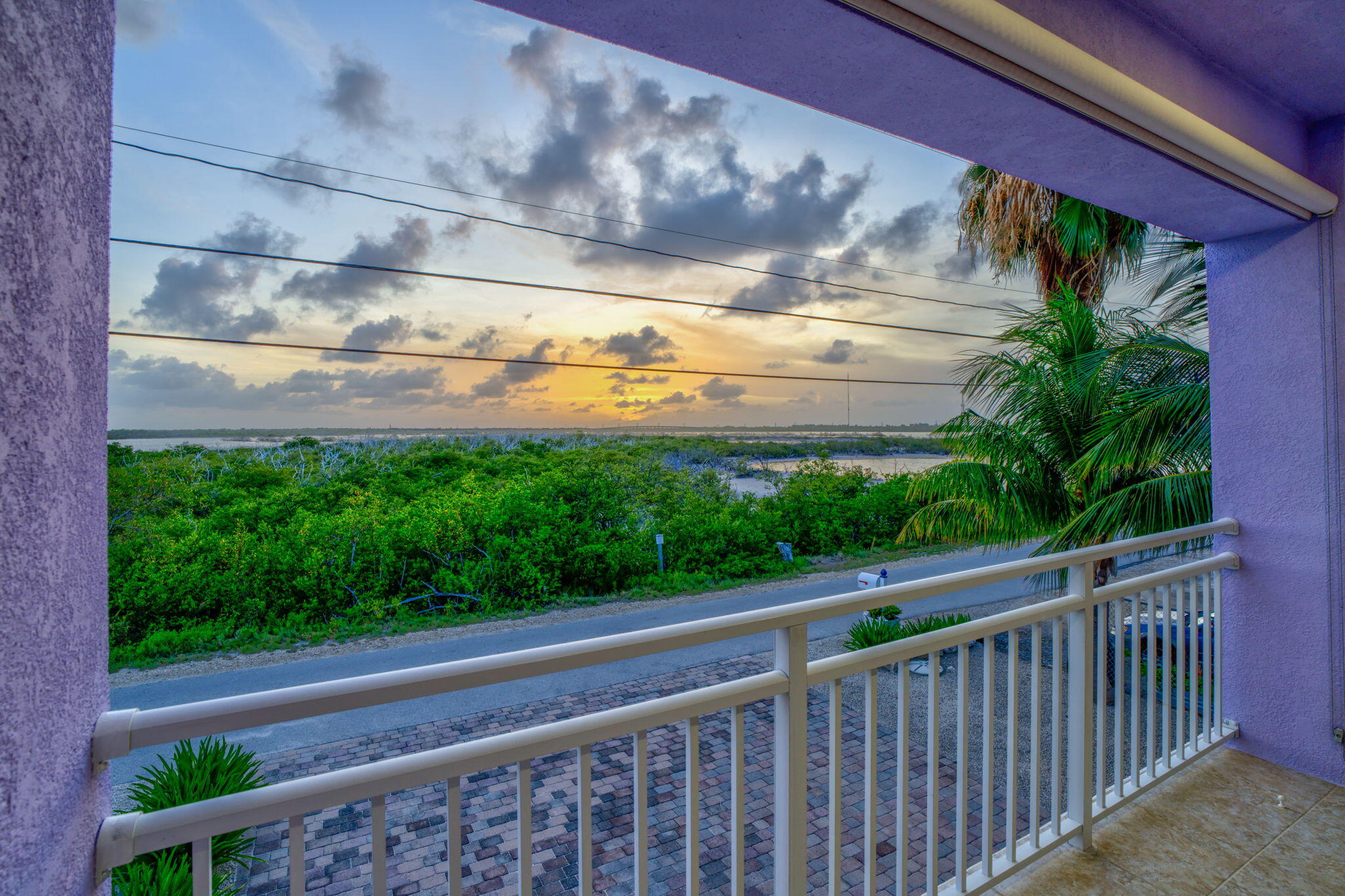 823 Indies Road Property Photo 11