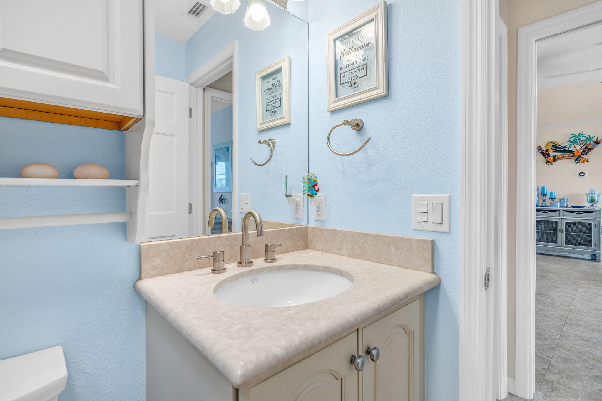 823 Indies Road Property Photo 26