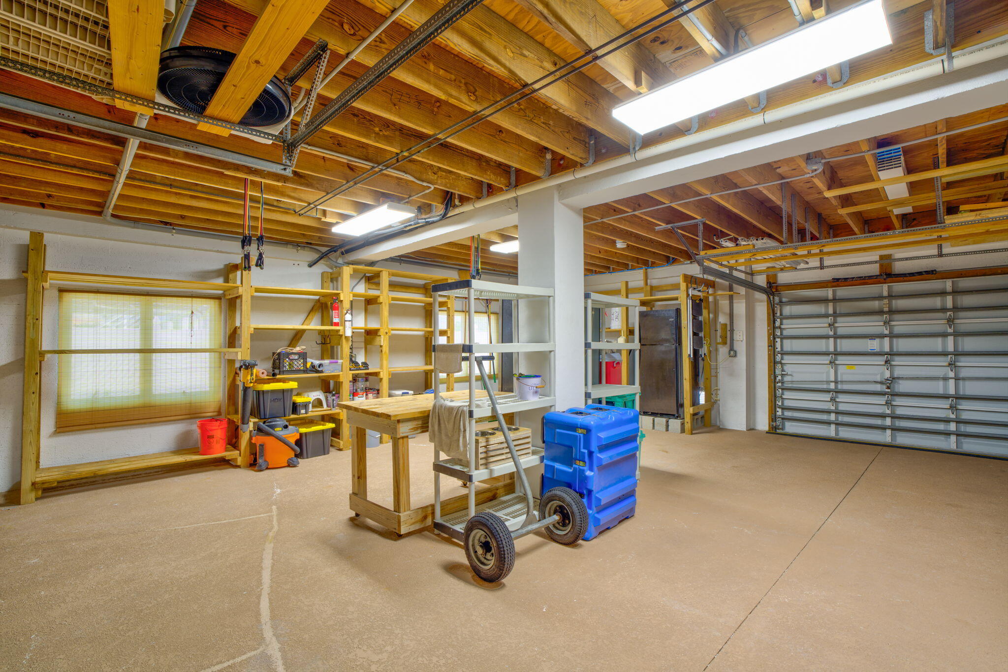 823 Indies Road Property Photo 28