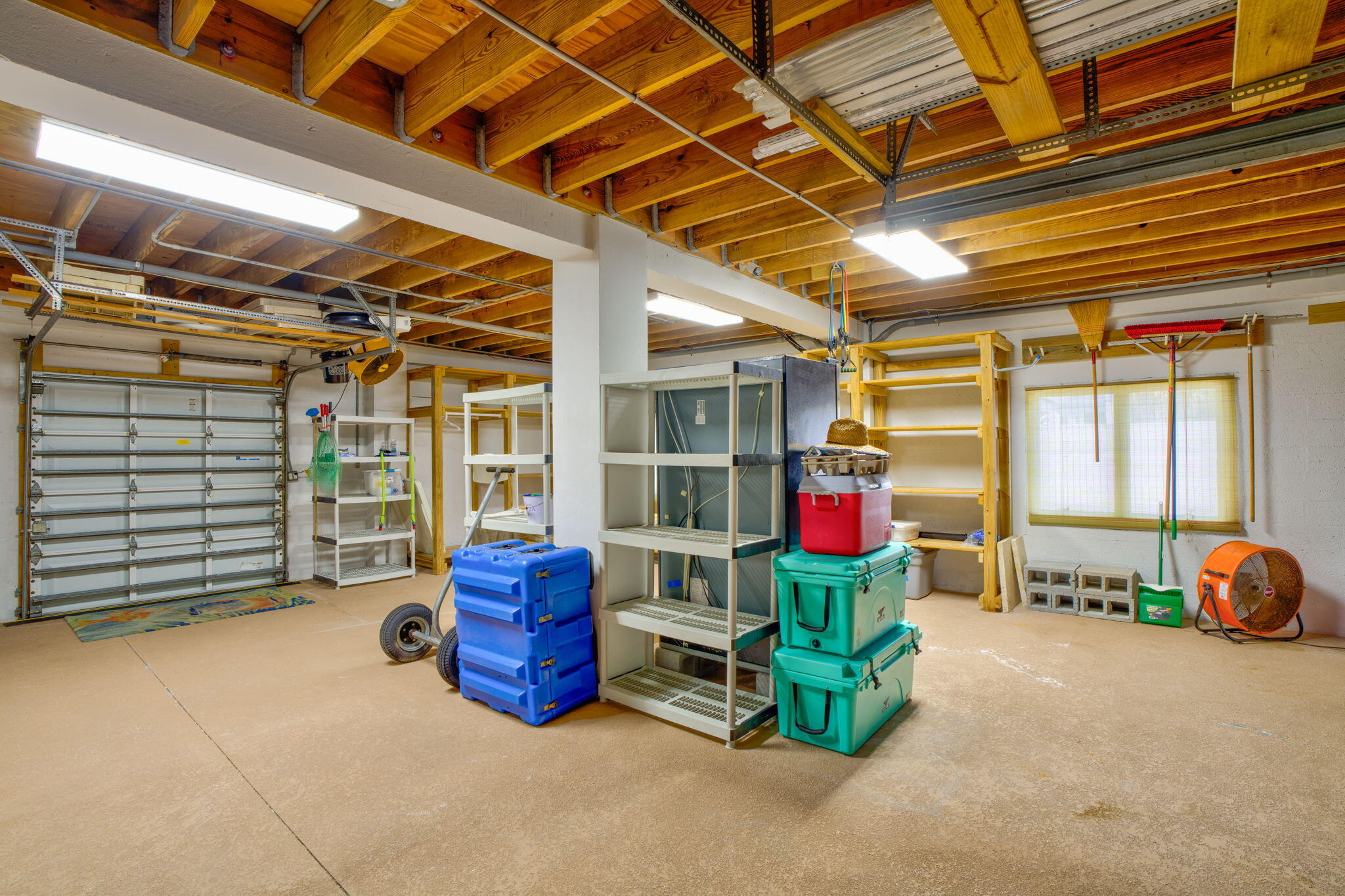 823 Indies Road Property Photo 29