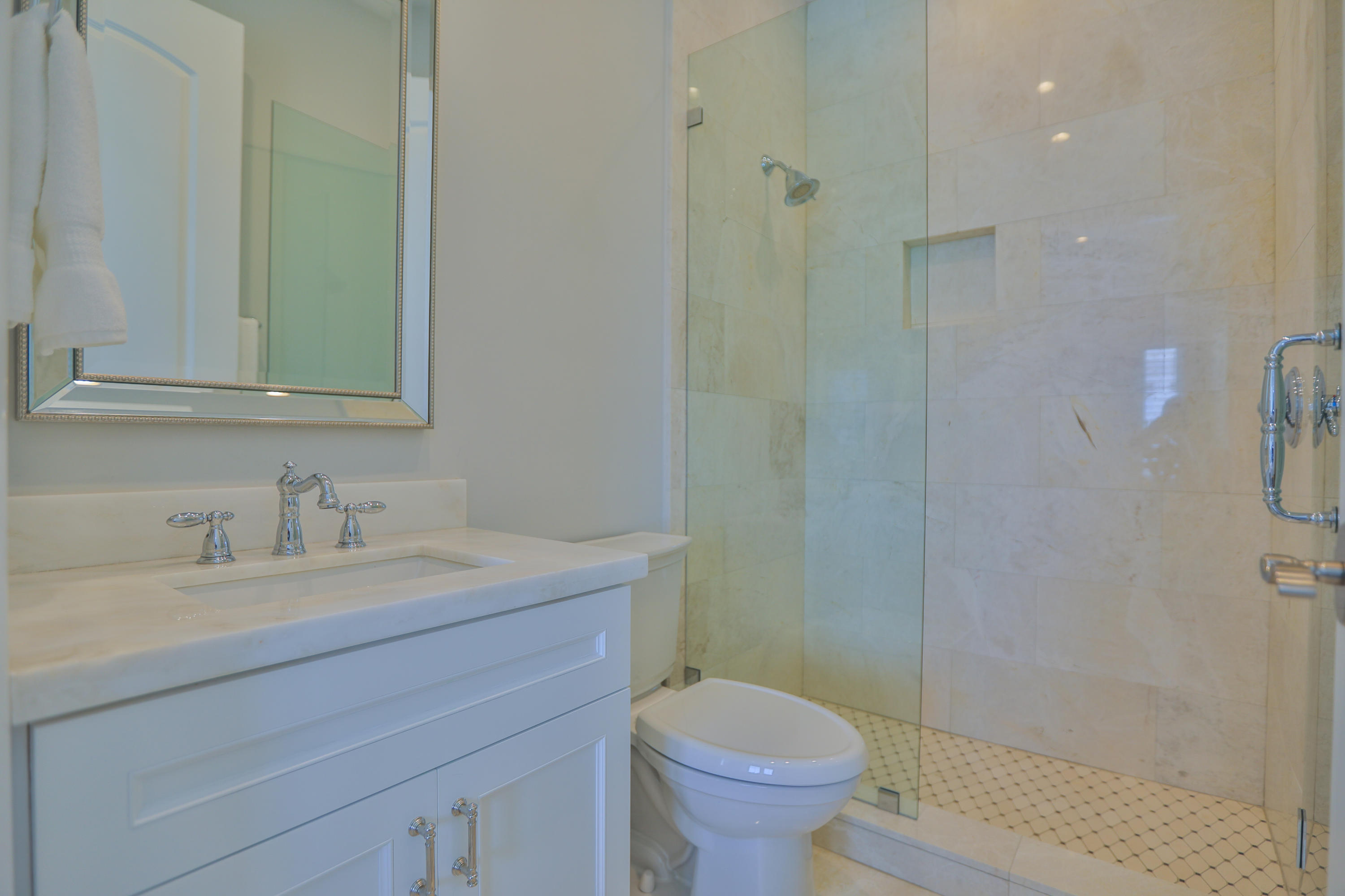 128 Leoni Drive Property Photo 18