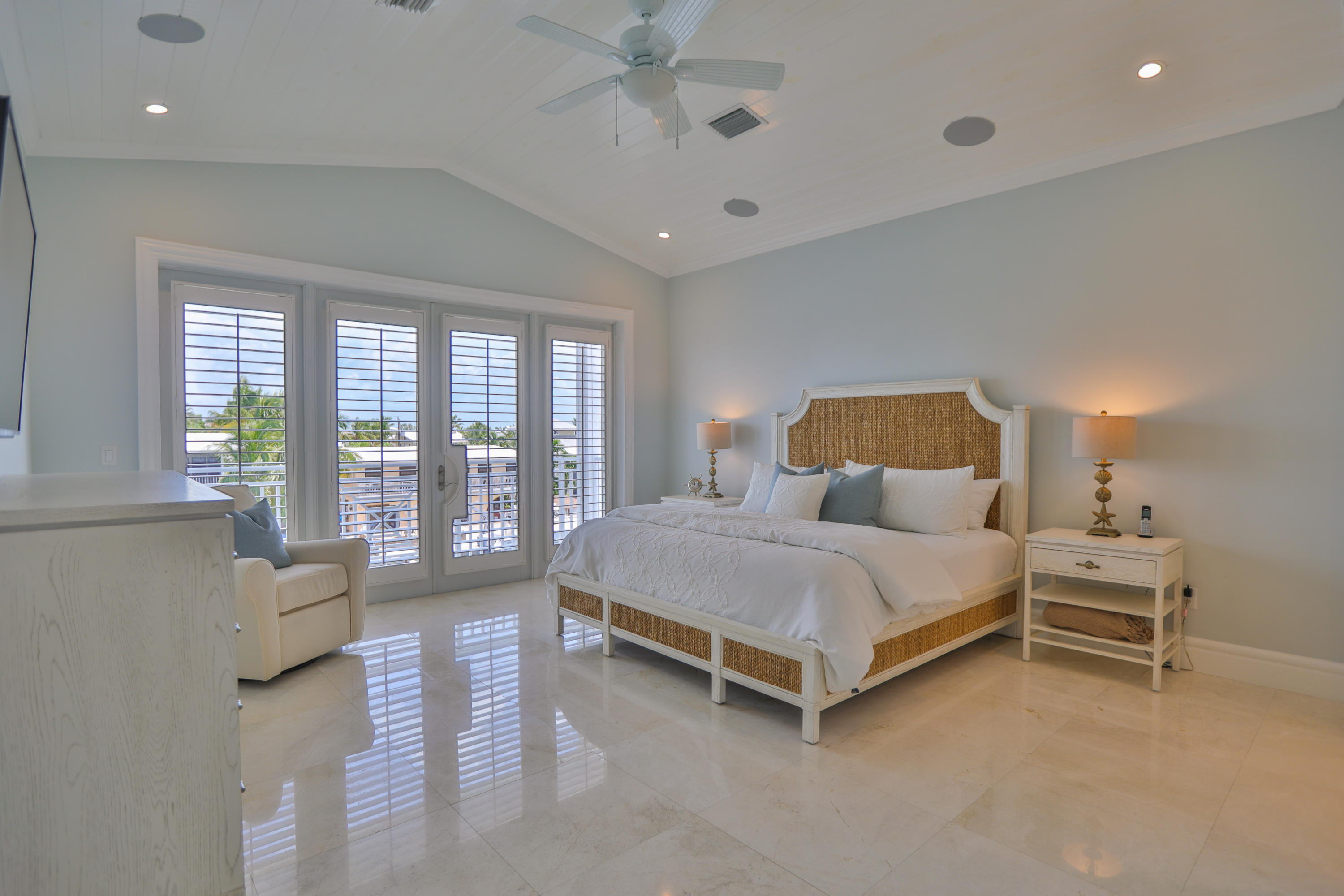 128 Leoni Drive Property Photo 21