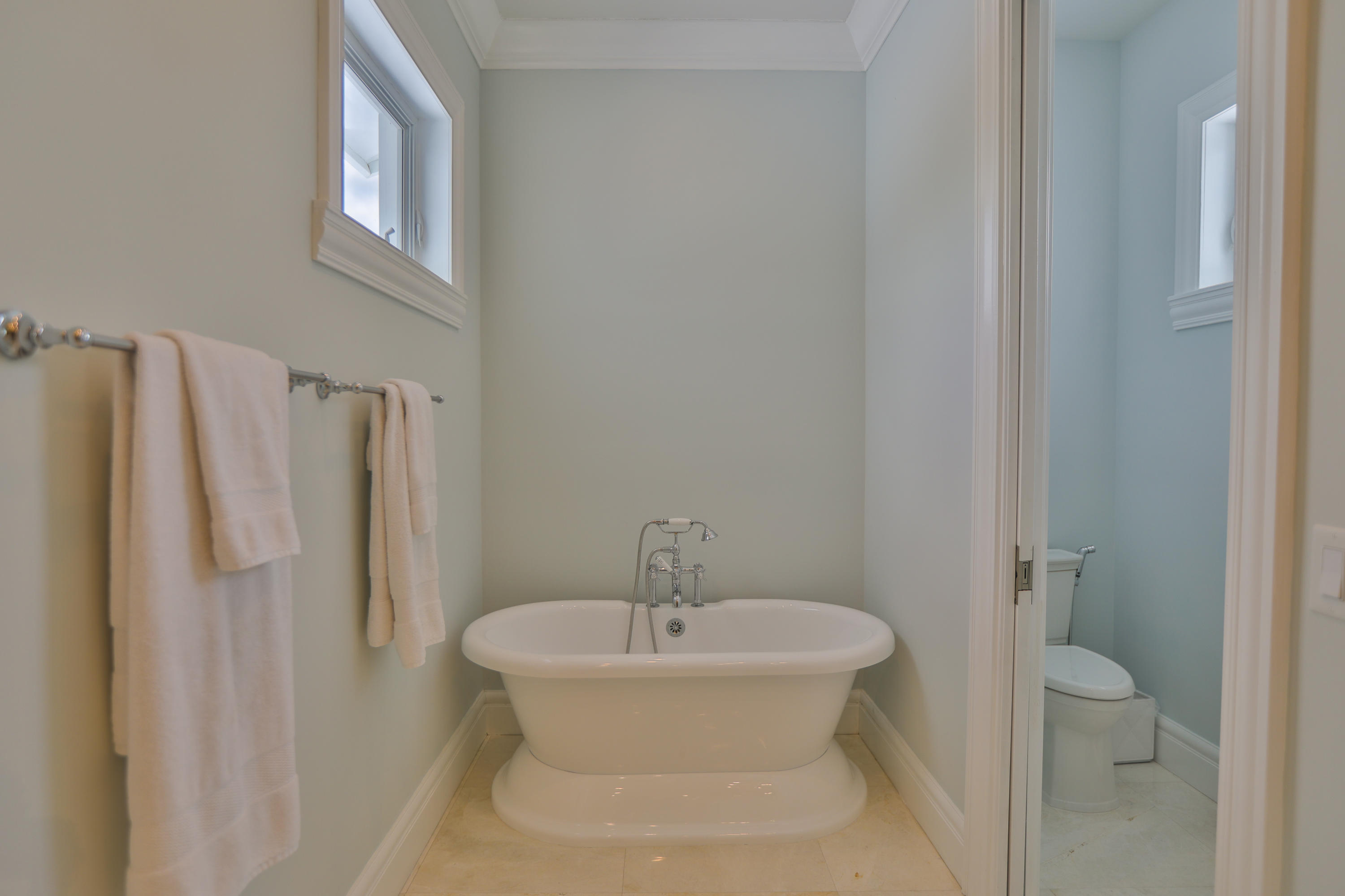 128 Leoni Drive Property Photo 24