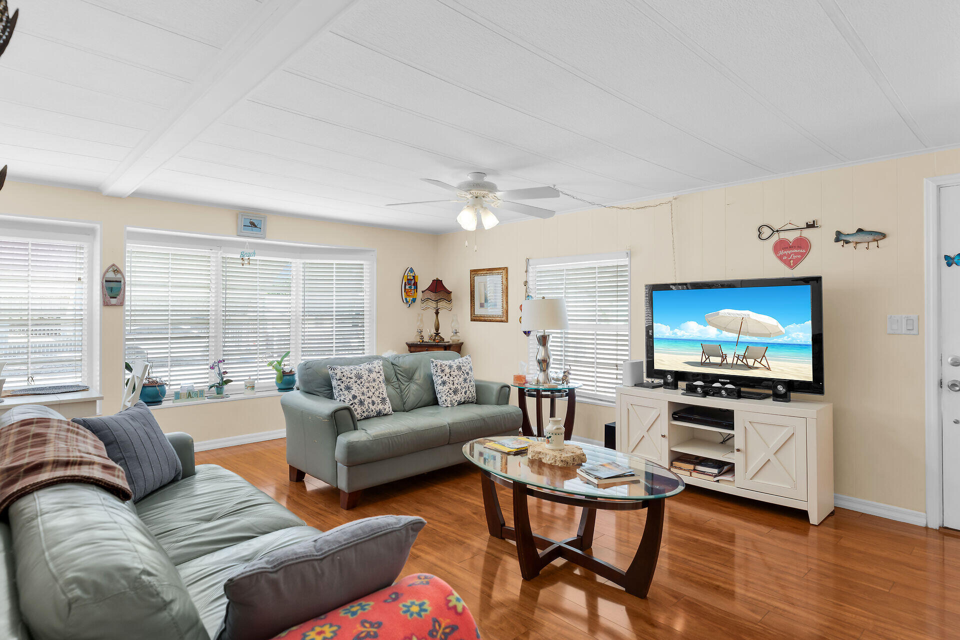 143 2nd Court Property Photo 14
