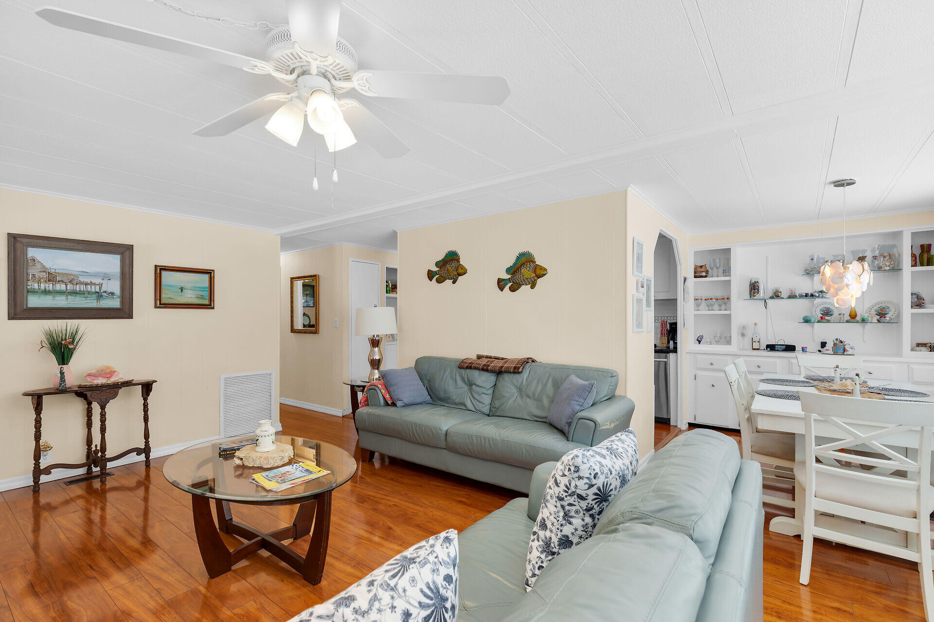 143 2nd Court Property Photo 16