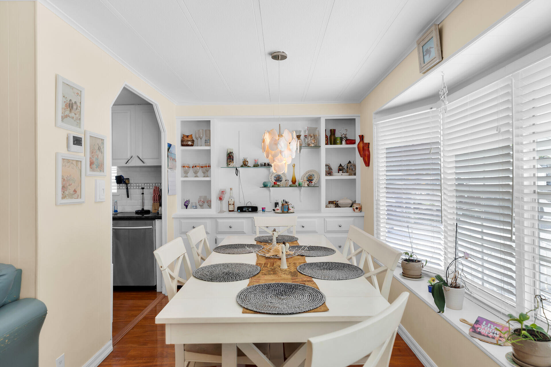143 2nd Court Property Photo 17