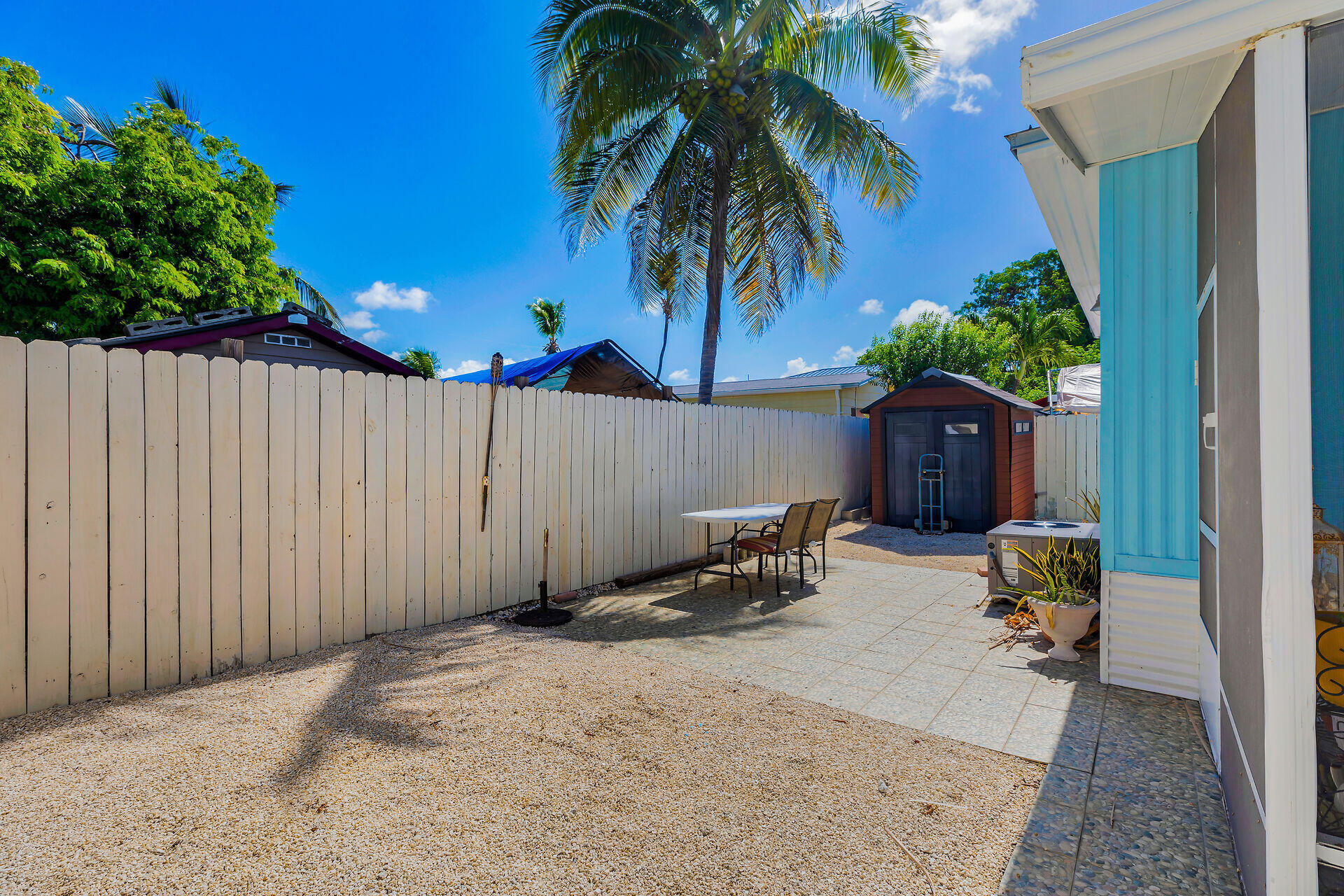 143 2nd Court Property Photo 31