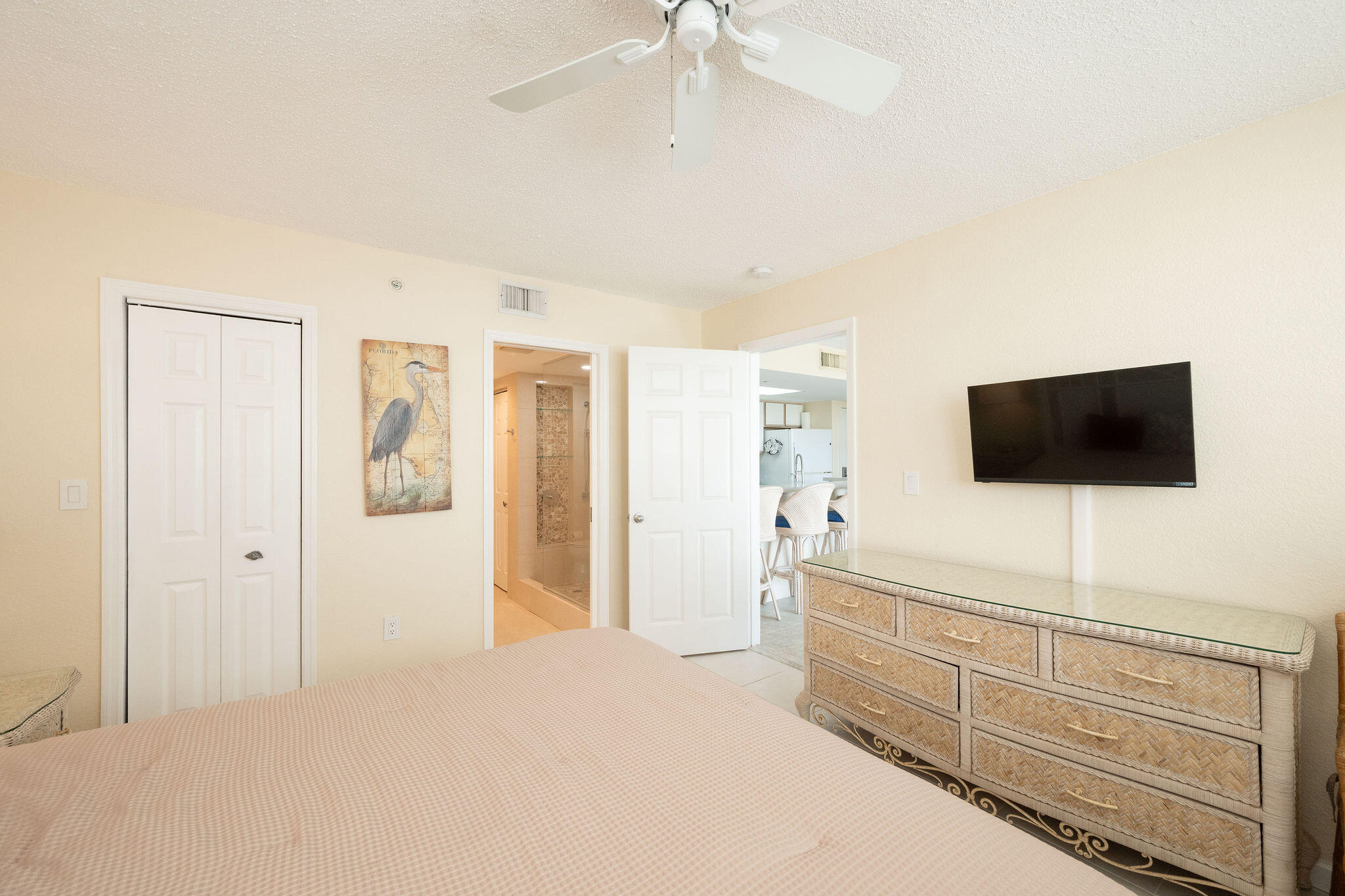 3635 Seaside Drive, 305 Property Photo 9