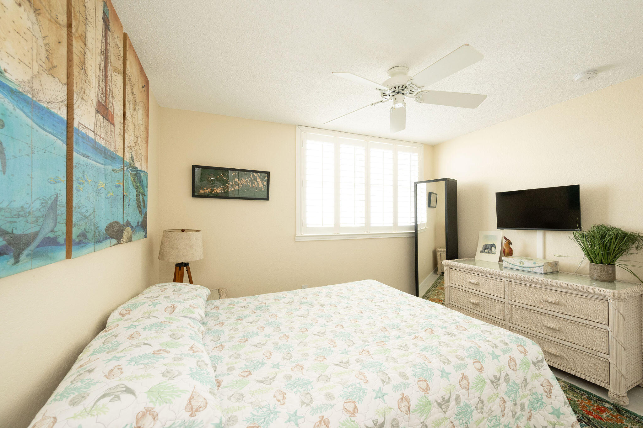 3635 Seaside Drive, 305 Property Photo 16