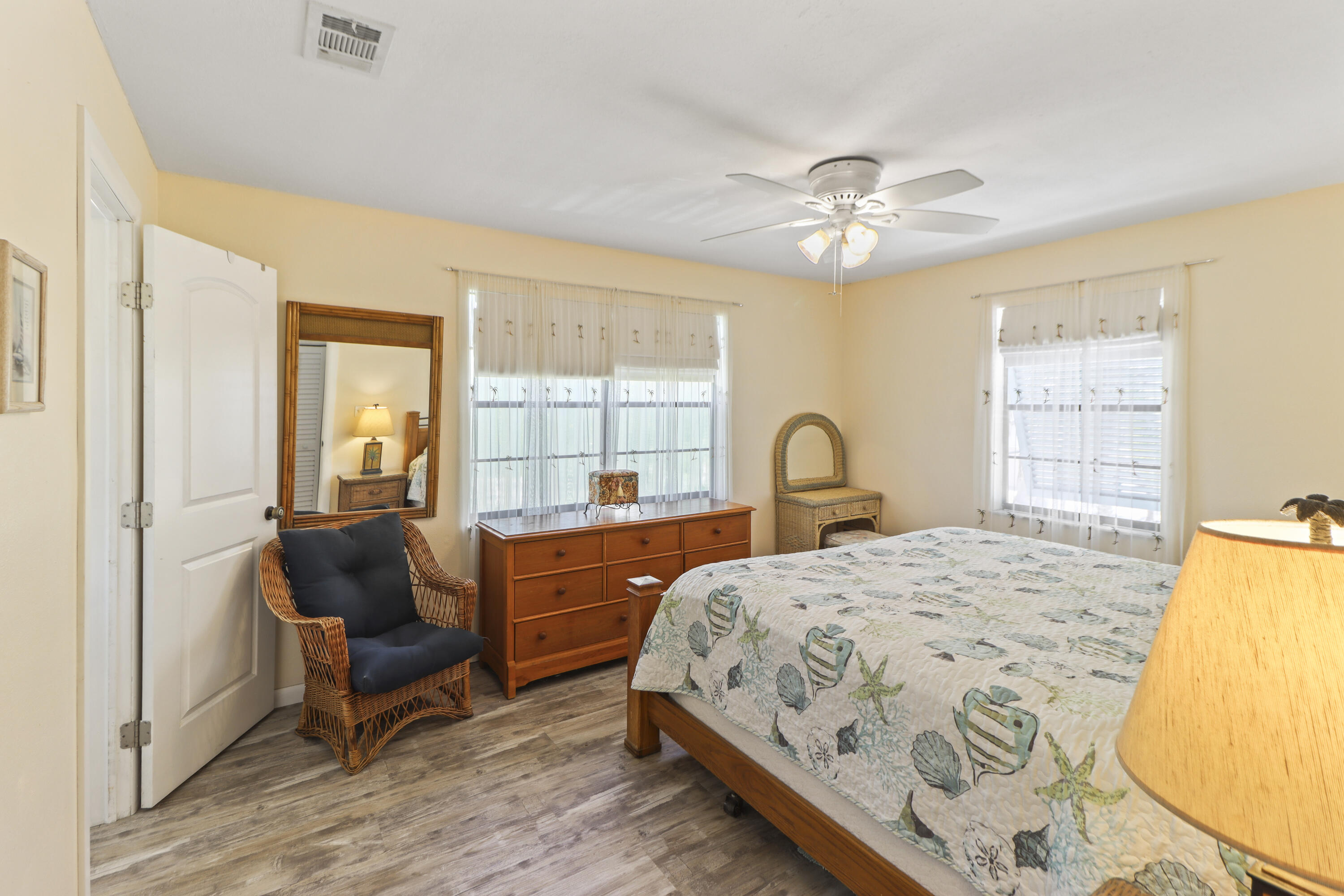 27384 Saint Lucie Lane Property Photo 10