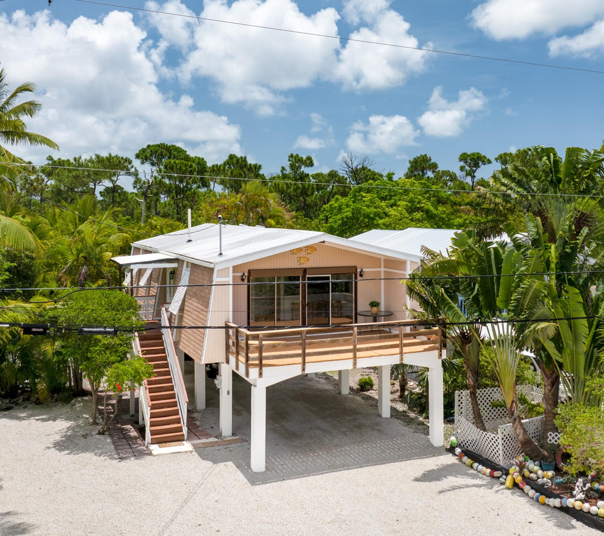 2421 Pensacola Road Property Photo 1