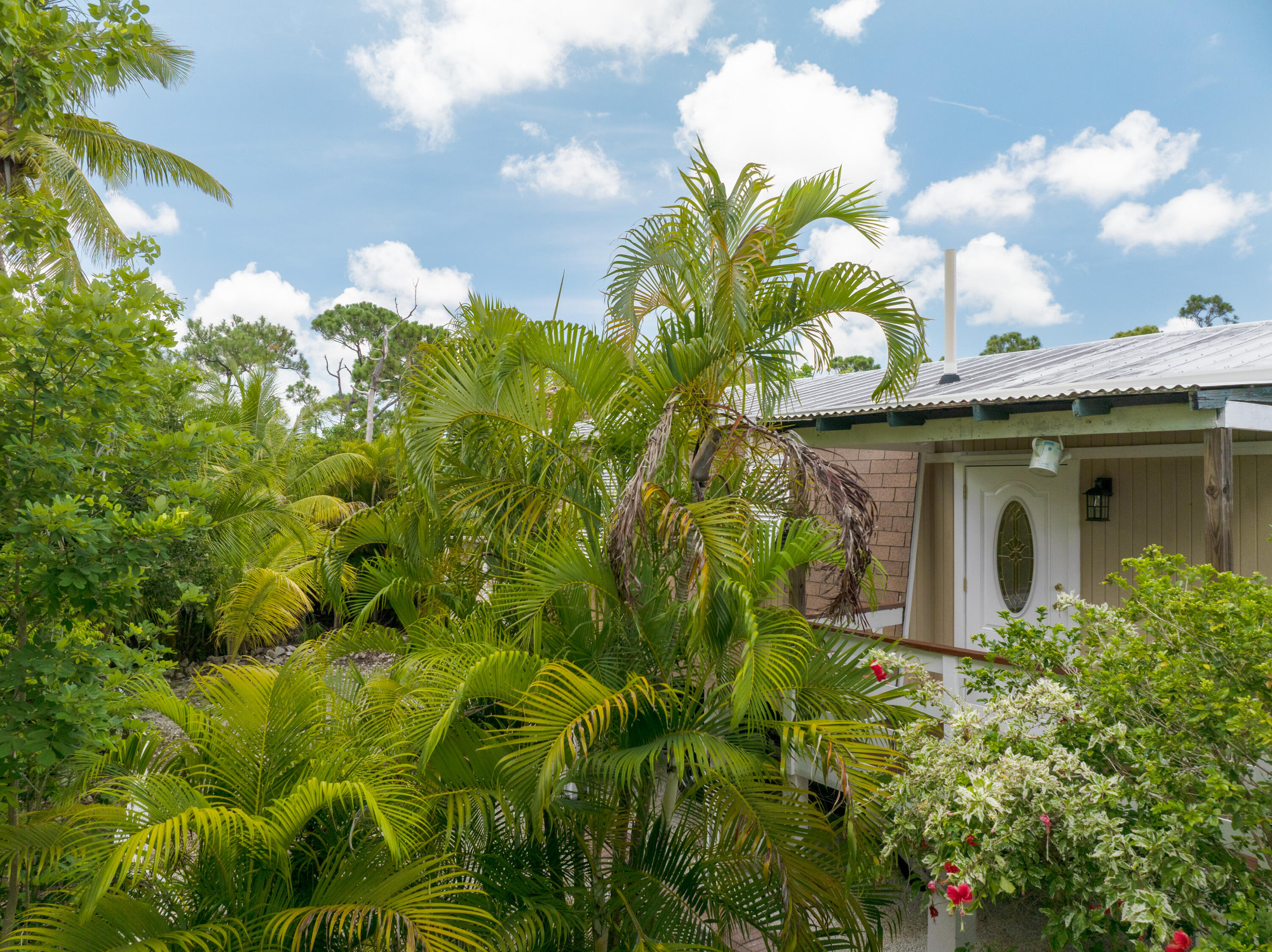2421 Pensacola Road Property Photo 6