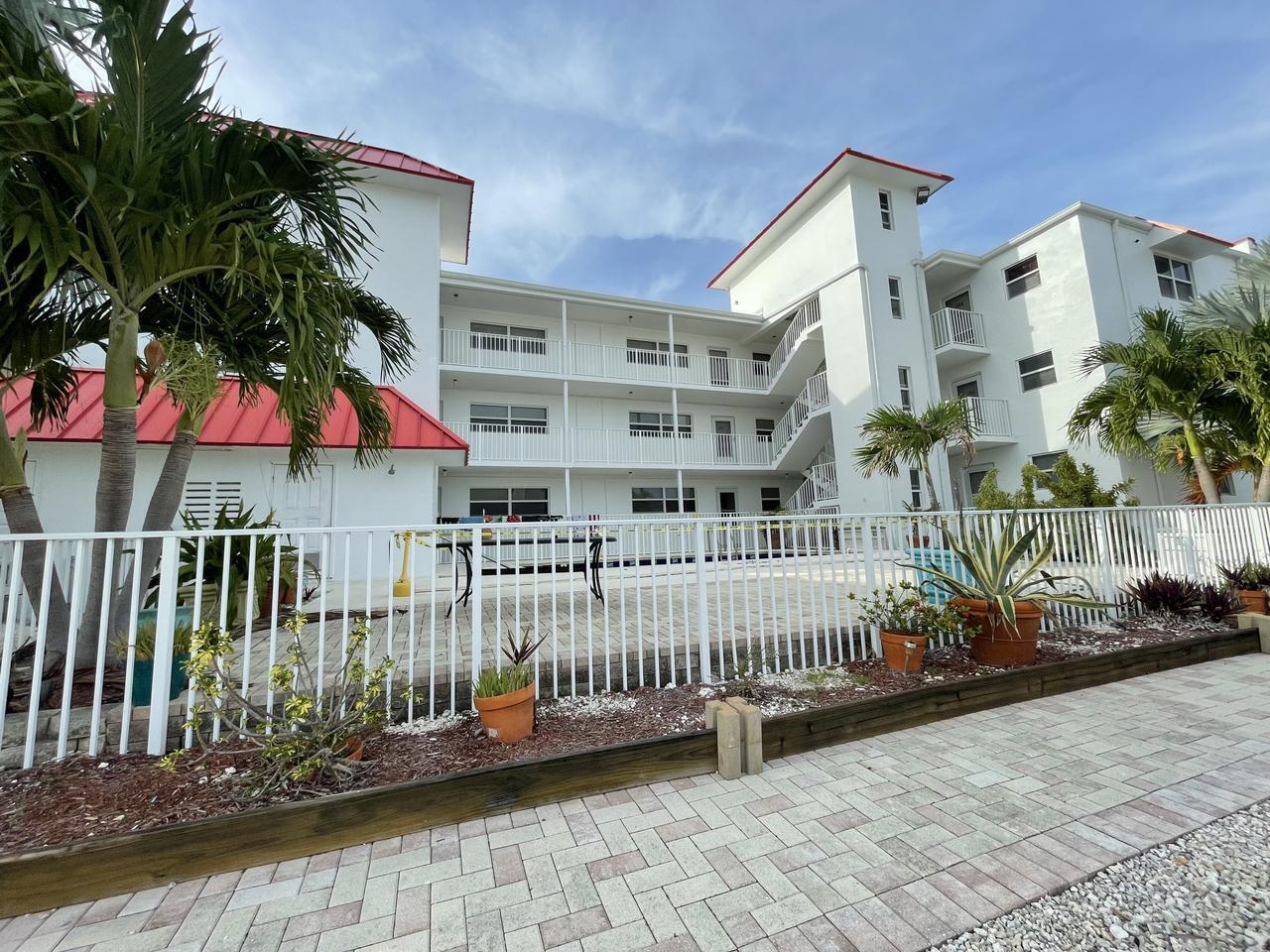 605 Sombrero Beach Road, 106 Property Photo 18