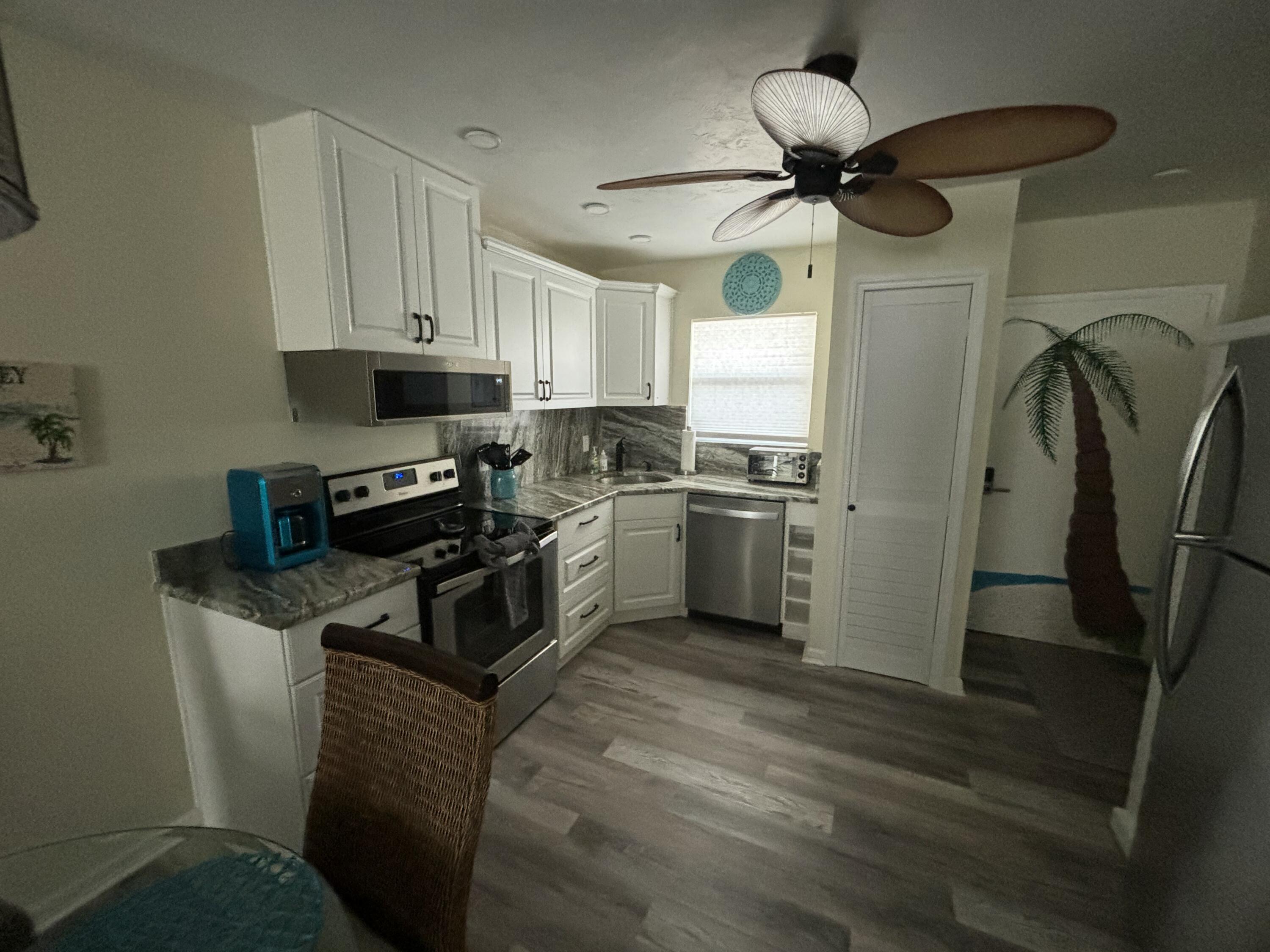 605 Sombrero Beach Road, 106 Property Photo 23