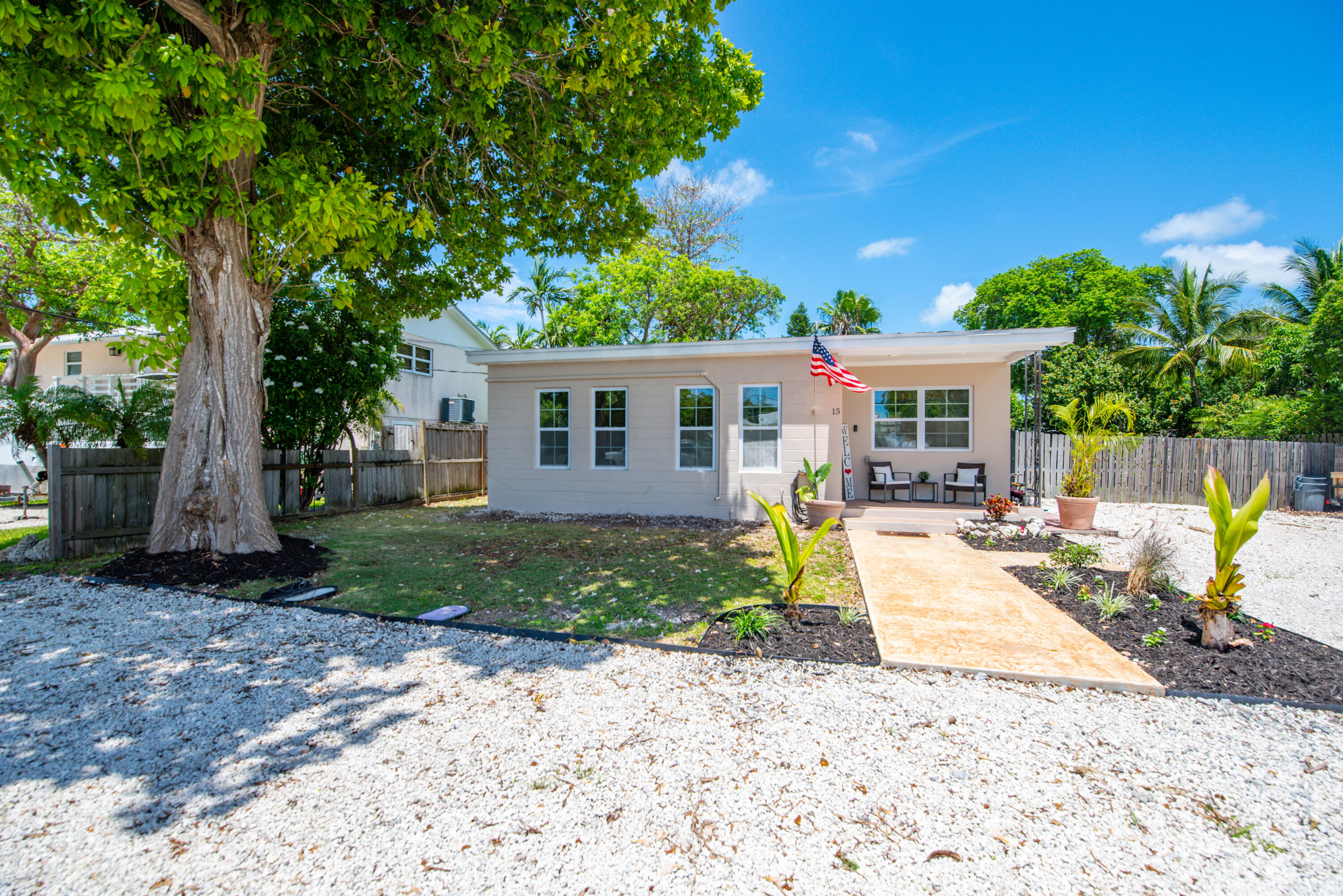 15 Cactus Drive Property Photo 2