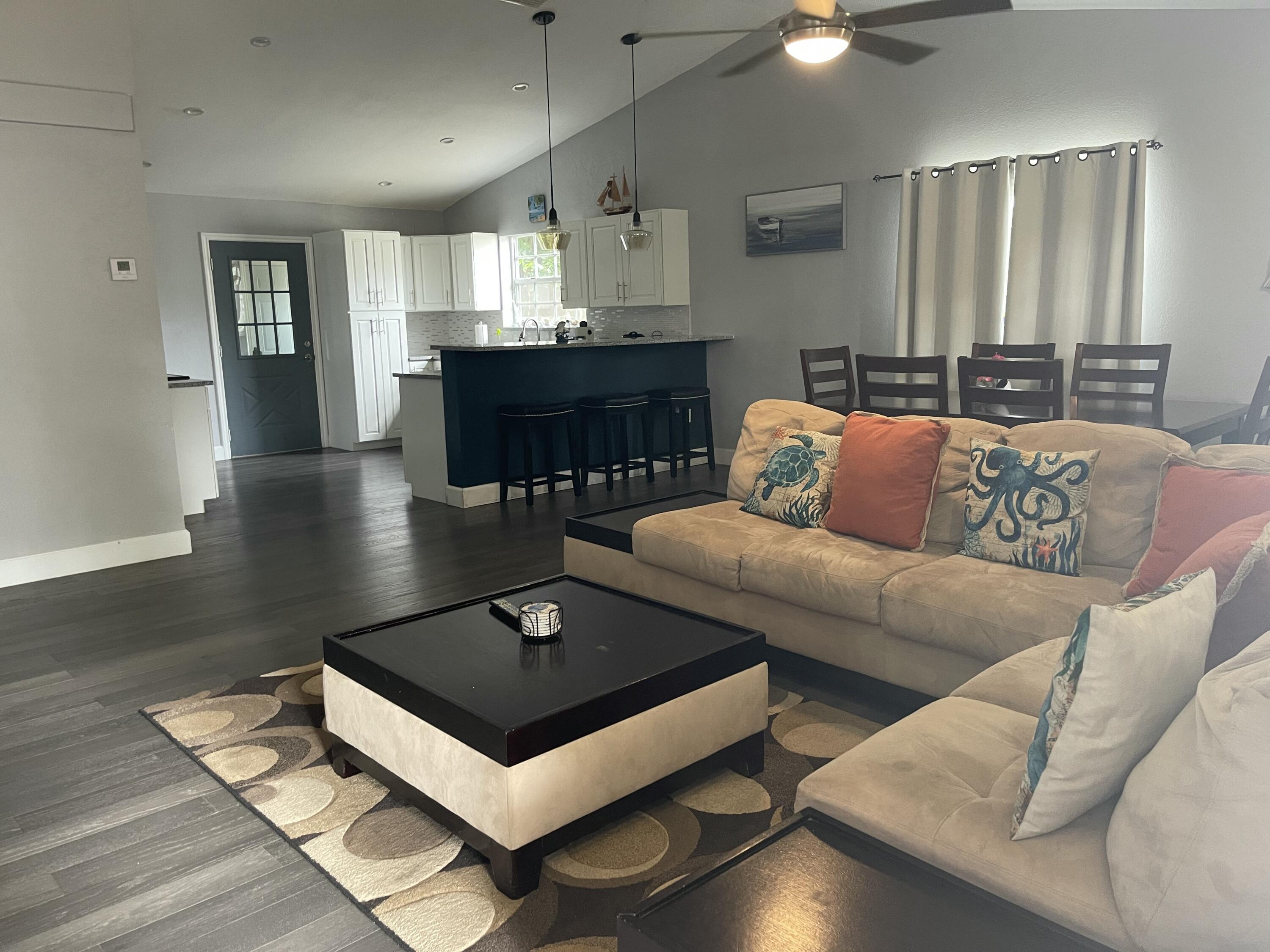 111 1st Street Property Photo 5