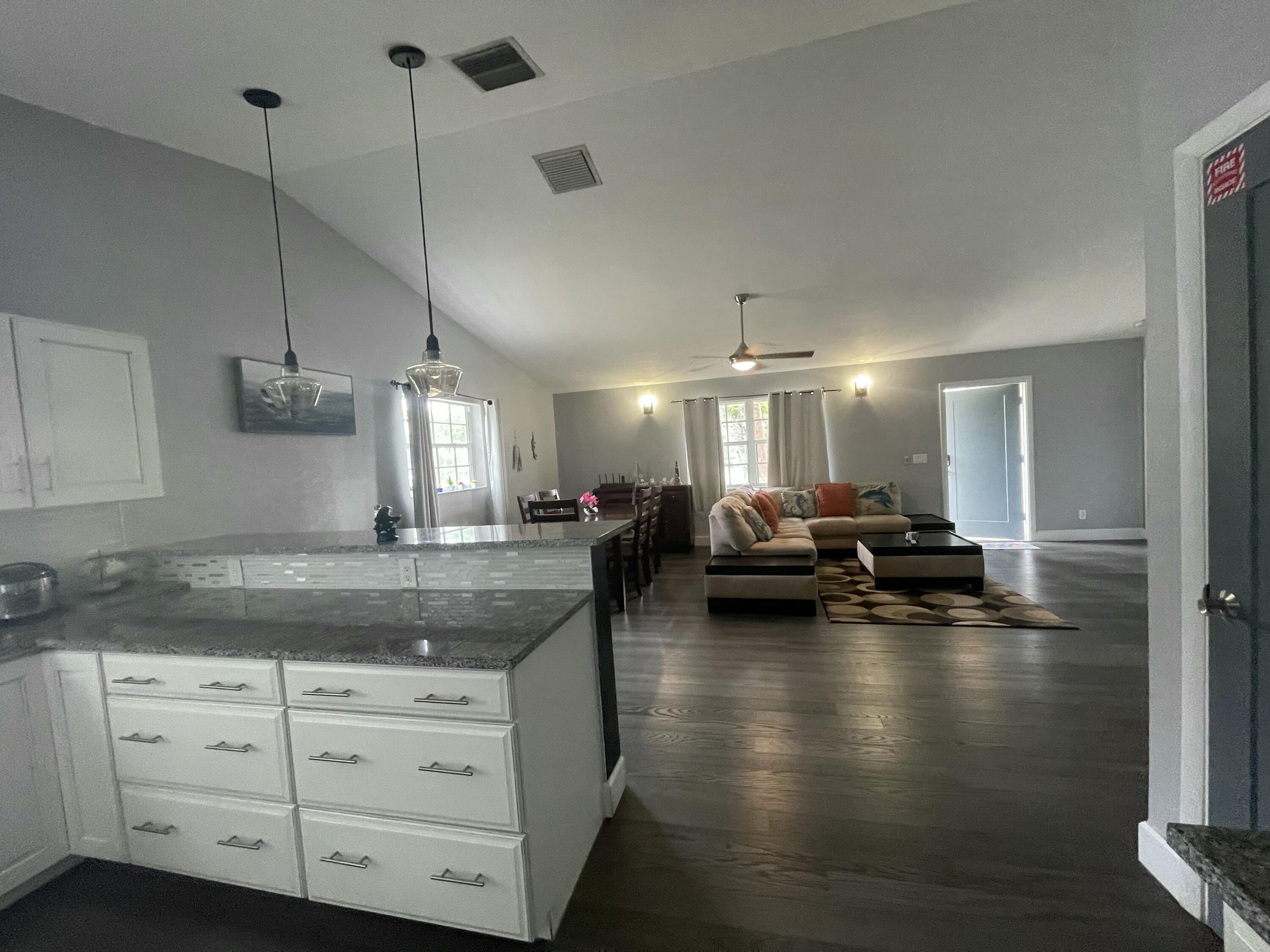 111 1st Street Property Photo 8