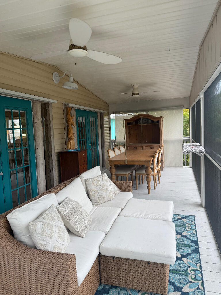 1672 Pandorea Lane Property Photo 21