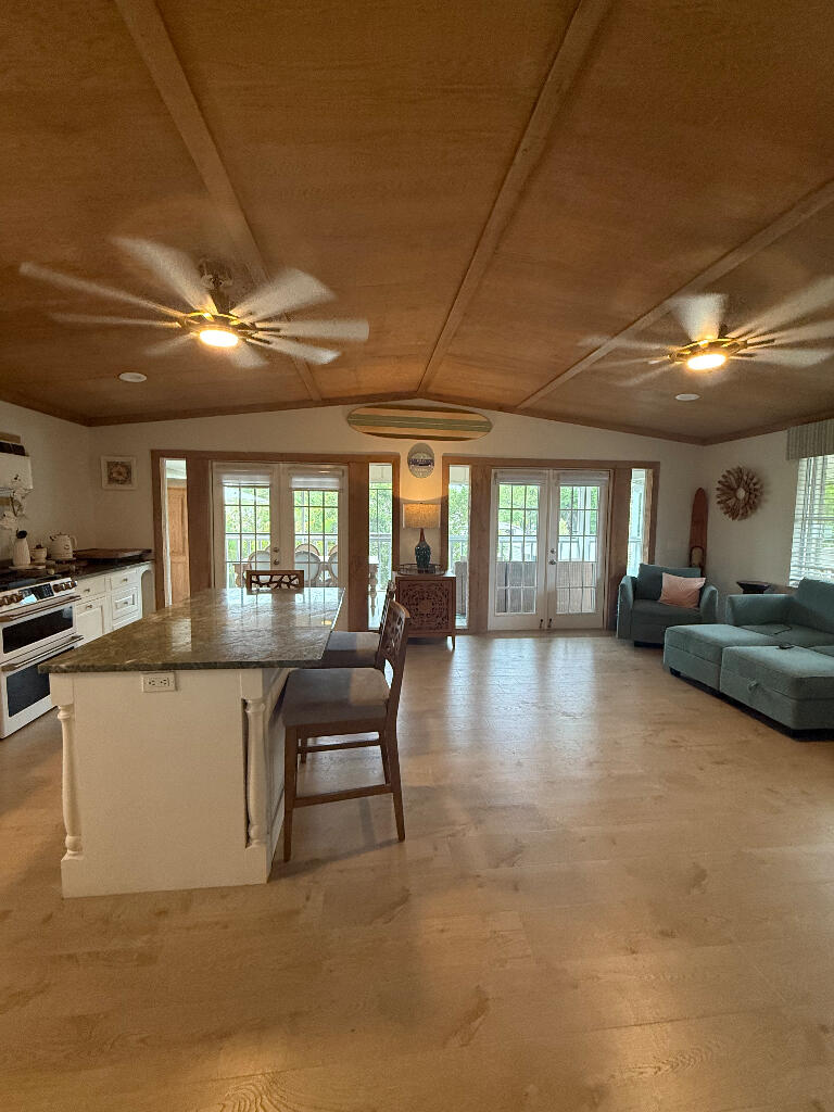 1672 Pandorea Lane Property Photo 26