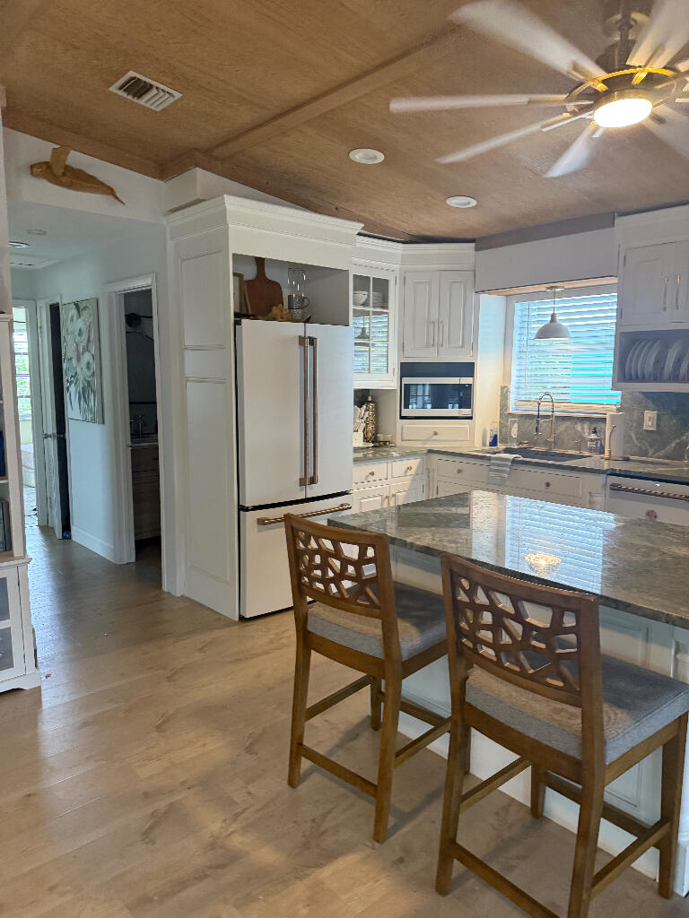 1672 Pandorea Lane Property Photo 43